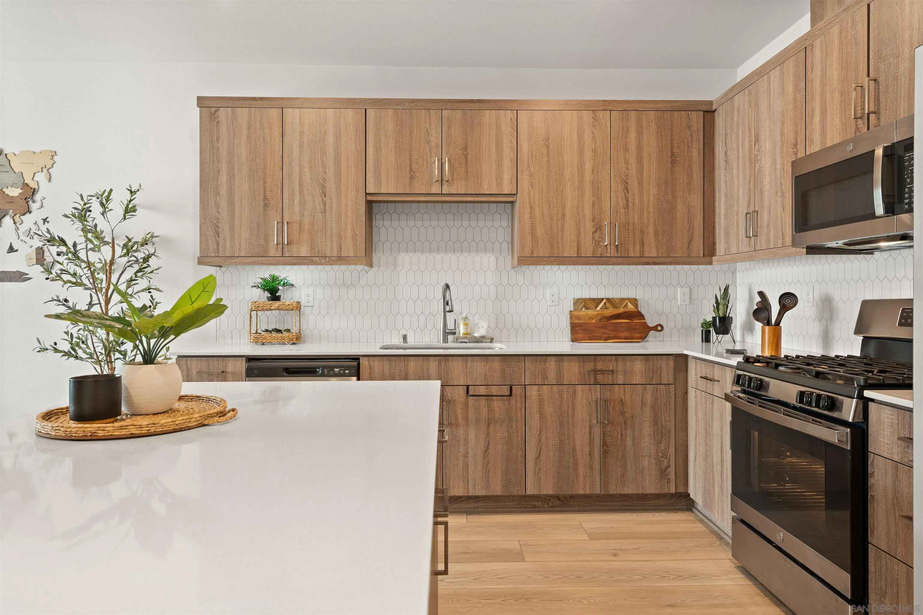 Photo #10: 260008055 Listing: Photo #10