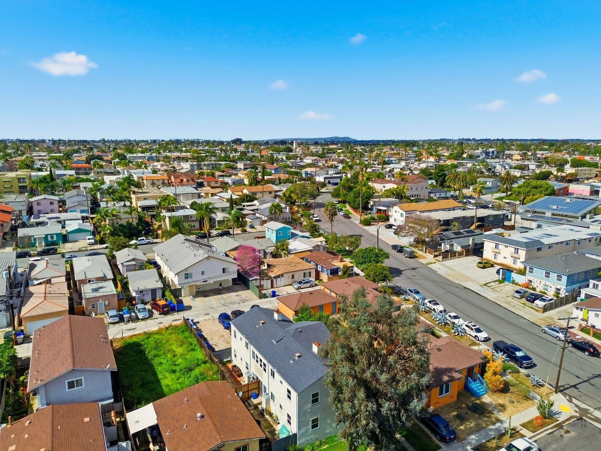 https://cdn.realtyfeed.com/cdn/127/260008057/f7dccd38a4eae9fe407852e21930d429.webp