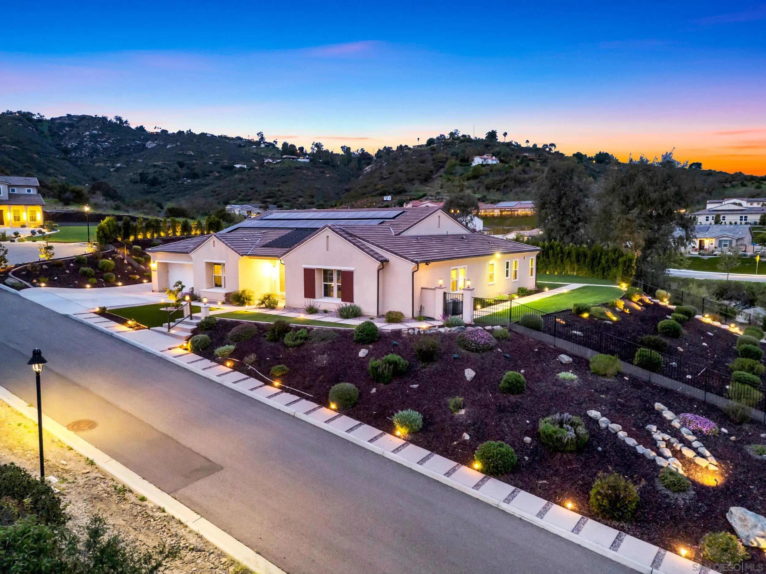 https://cdn.realtyfeed.com/cdn/127/260008059/3c8ec6fce5182c70ff9cdfe5447e53ac.webp