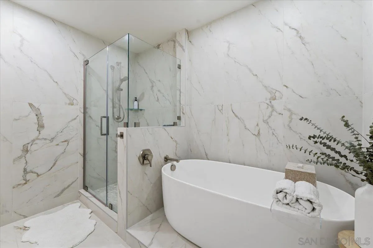 https://cdn.realtyfeed.com/cdn/127/260008066/15c43a3b1053d35c01236fbb3c3b3ff8.webp