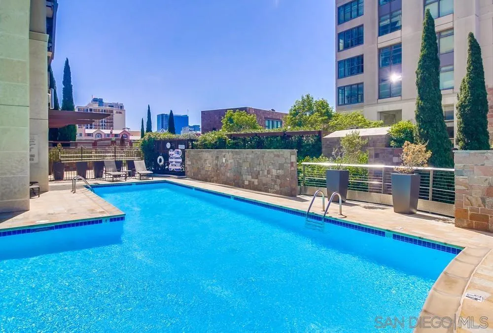 https://cdn.realtyfeed.com/cdn/127/260008066/1fb11f973a384d323b5dbf1c6cee78b3.webp