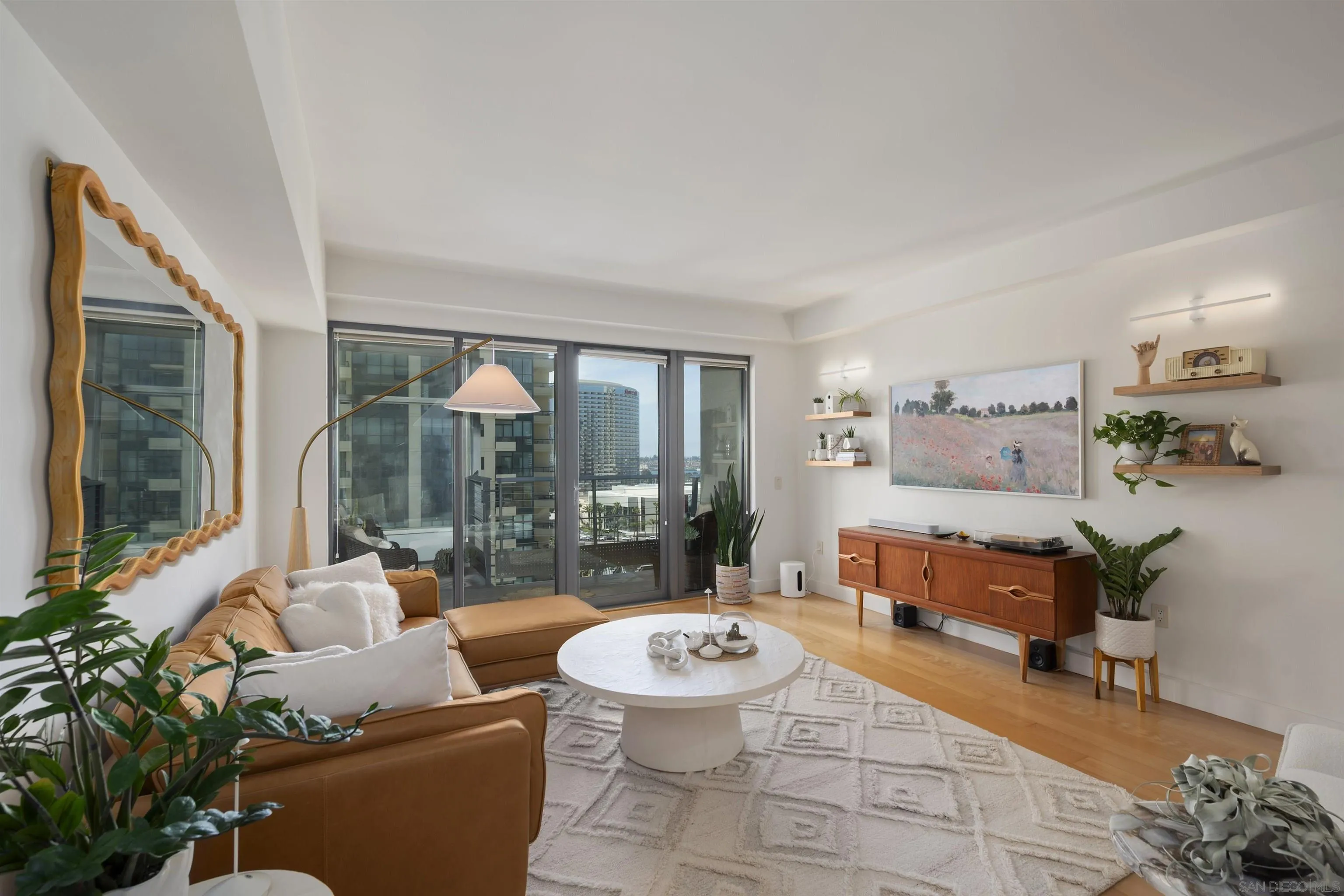 https://cdn.realtyfeed.com/cdn/127/260008066/2004b1122e23d86011d73784302c8f66.webp