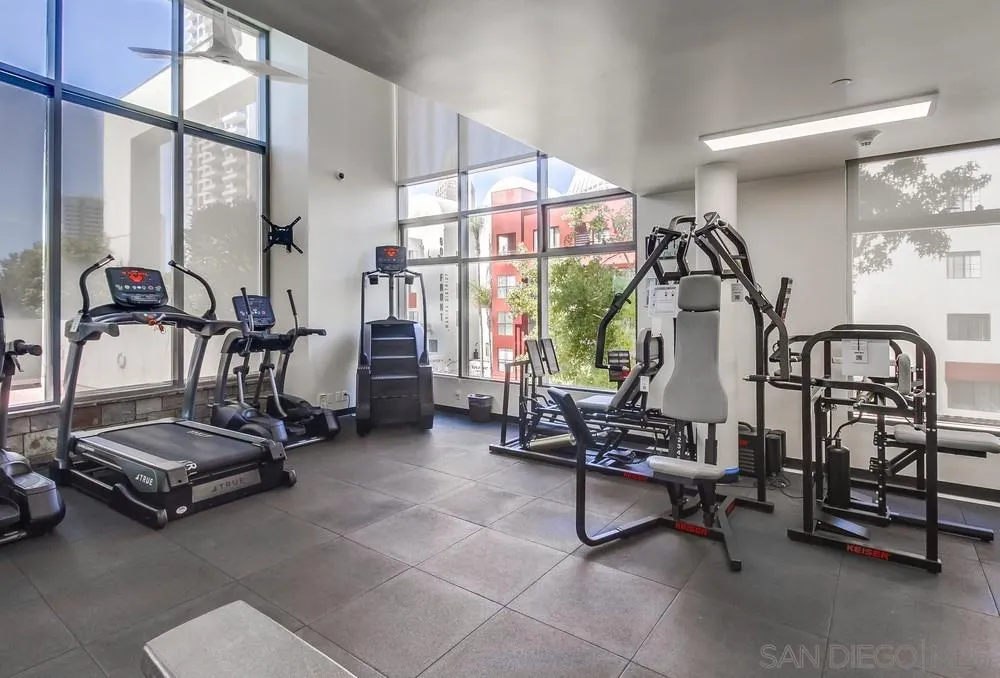 https://cdn.realtyfeed.com/cdn/127/260008066/2badd82c4492eb6c9367141f76d87669.webp
