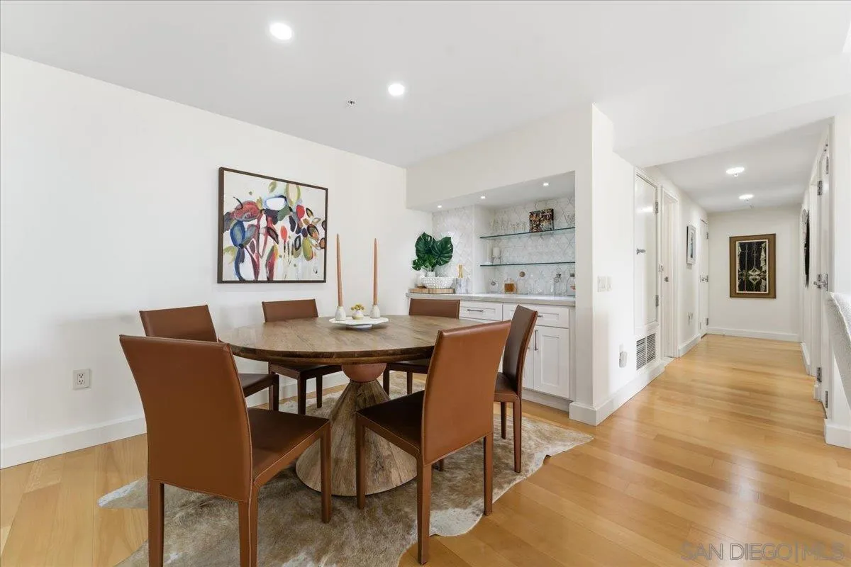 https://cdn.realtyfeed.com/cdn/127/260008066/856c877ba3a476115dab784094cb2e8b.webp