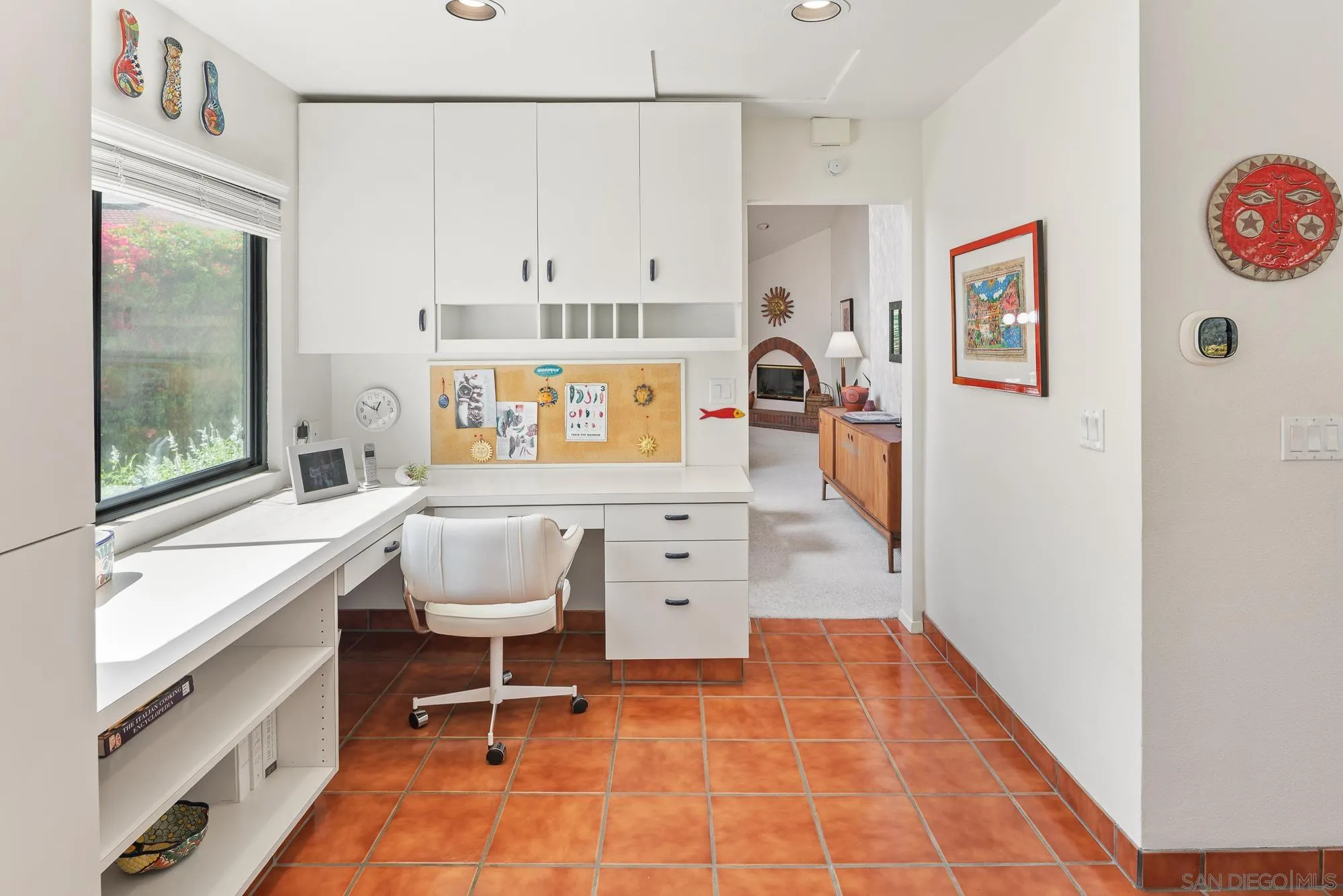 https://cdn.realtyfeed.com/cdn/127/260008071/0001b153cbe21b423e735a4257389359.webp