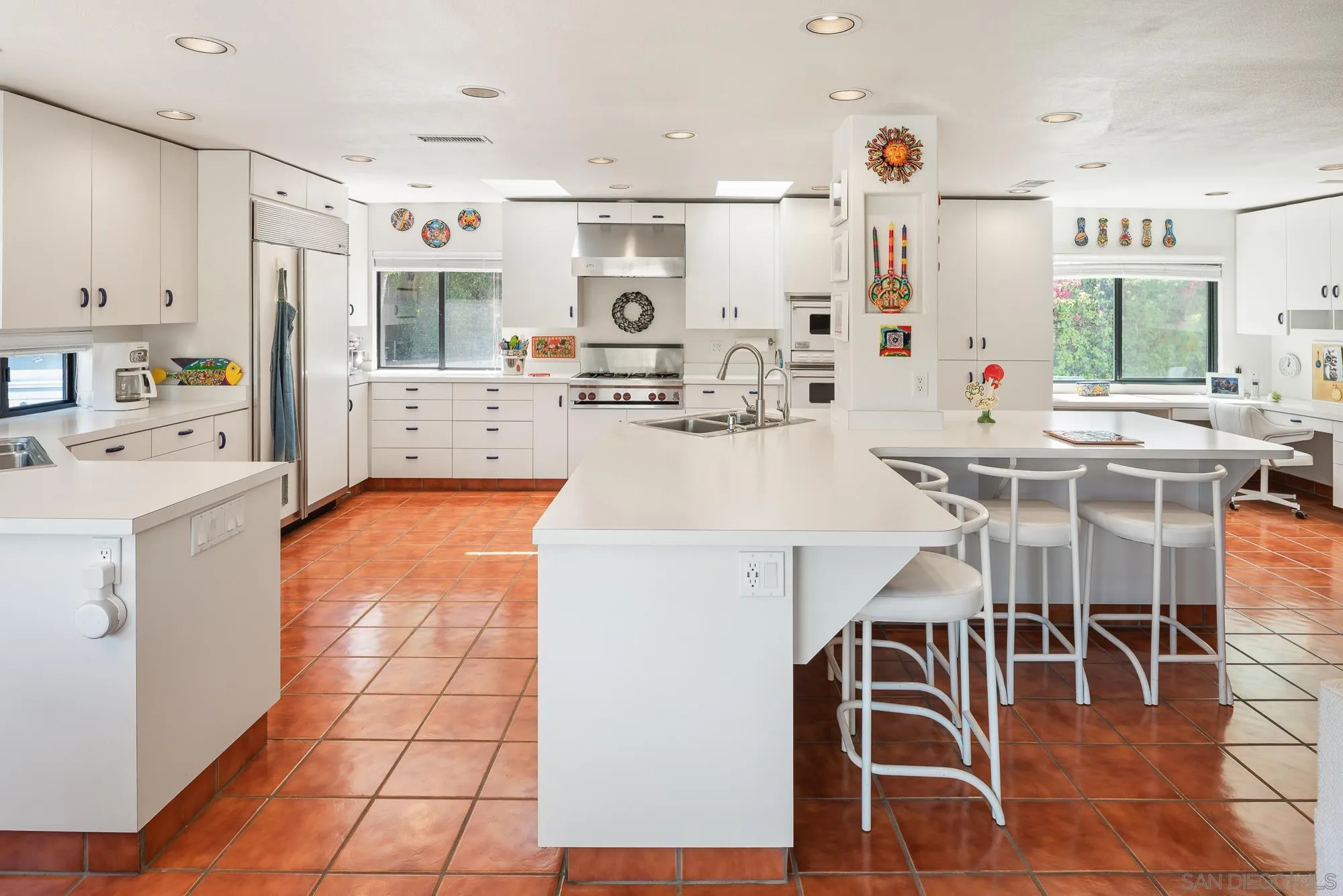 https://cdn.realtyfeed.com/cdn/127/260008071/573145dd0c3840a076a7e69ff3461445.webp