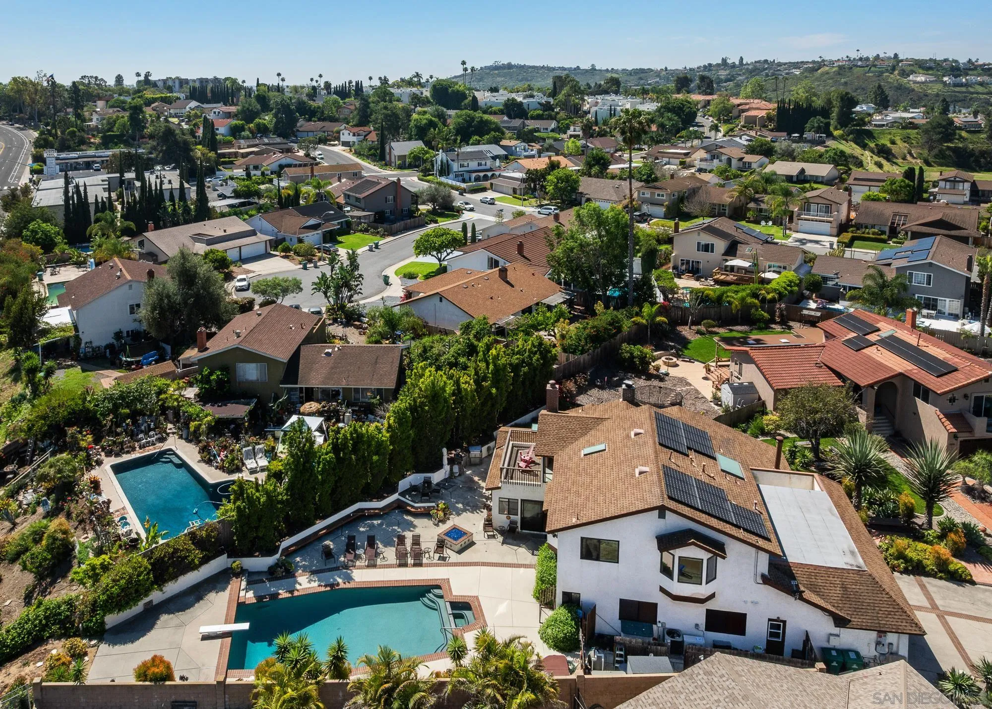 https://cdn.realtyfeed.com/cdn/127/260008071/7db262146e685661d776206355097447.webp