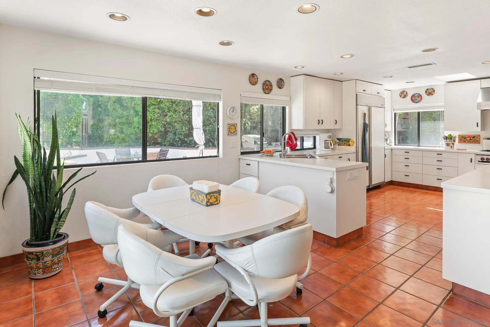 https://cdn.realtyfeed.com/cdn/127/260008071/d134acd9025275014ed9eef9adfffae9.webp