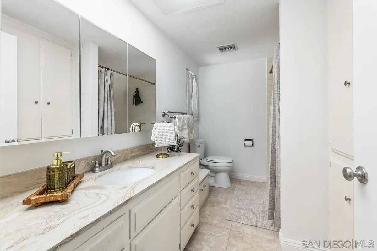 Photo #18: 260008077 Listing: Photo #18