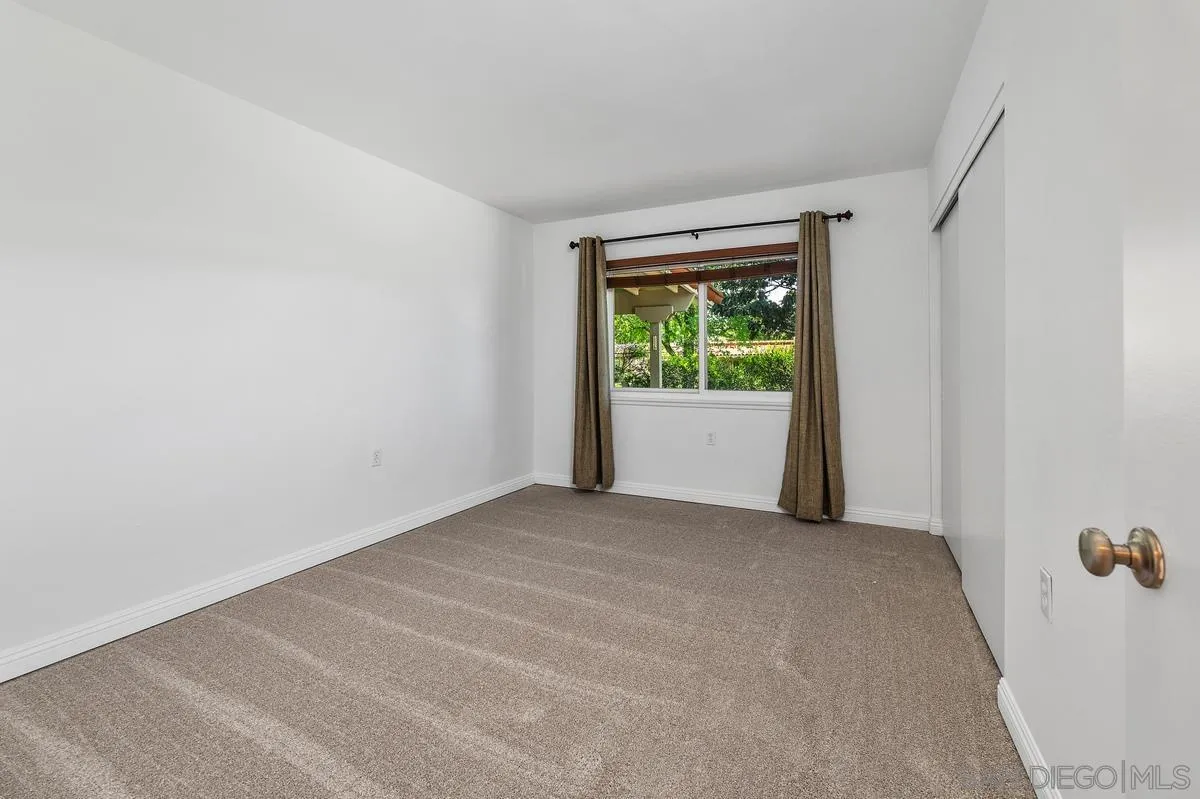 Photo #13: 260008077 Listing: Photo #13