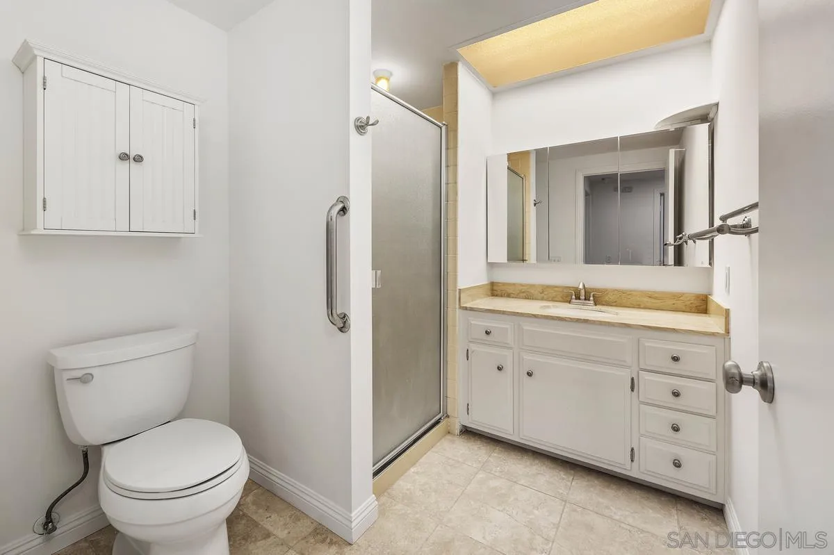 Photo #14: 260008077 Listing: Photo #14