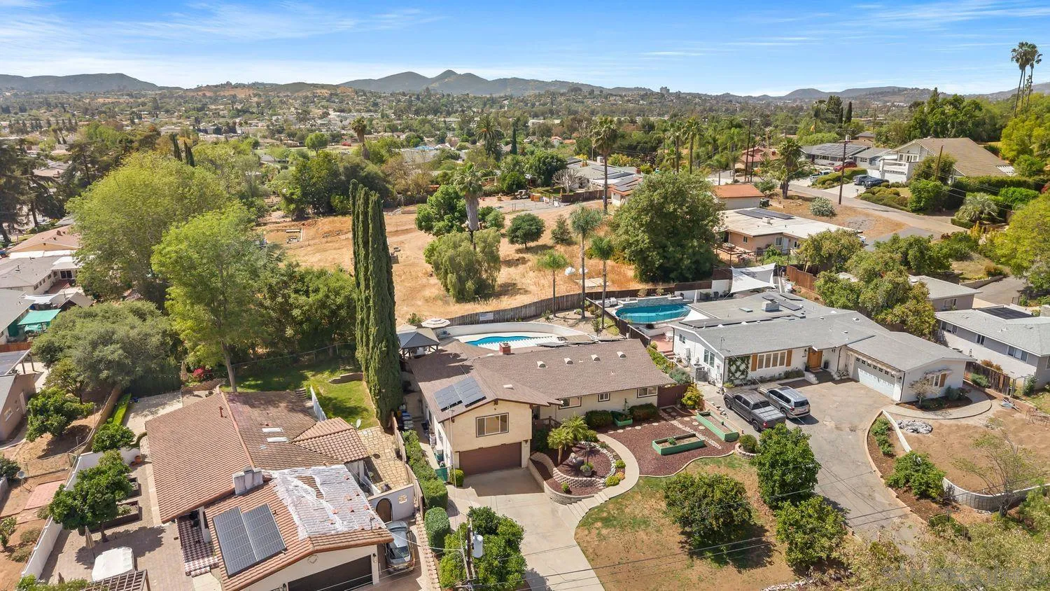 https://cdn.realtyfeed.com/cdn/127/260008078/1a6643af279ae10a585a278f2ee25d04.webp