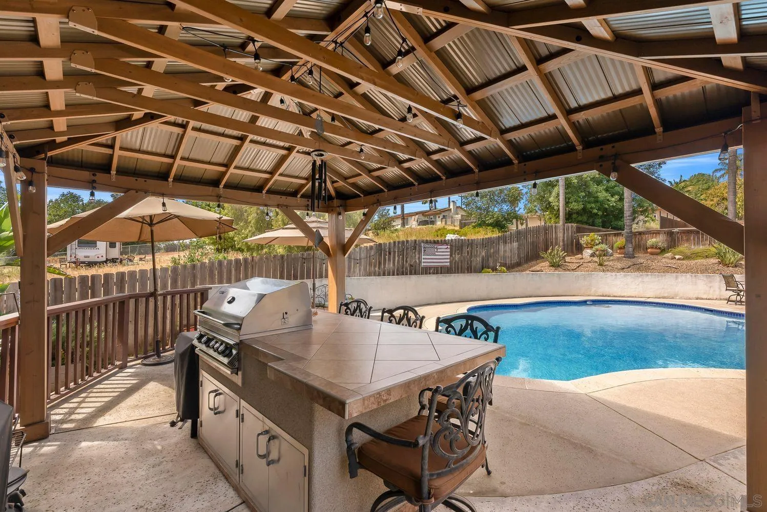 https://cdn.realtyfeed.com/cdn/127/260008078/c080511e96bea0ece68d169202caf18d.webp