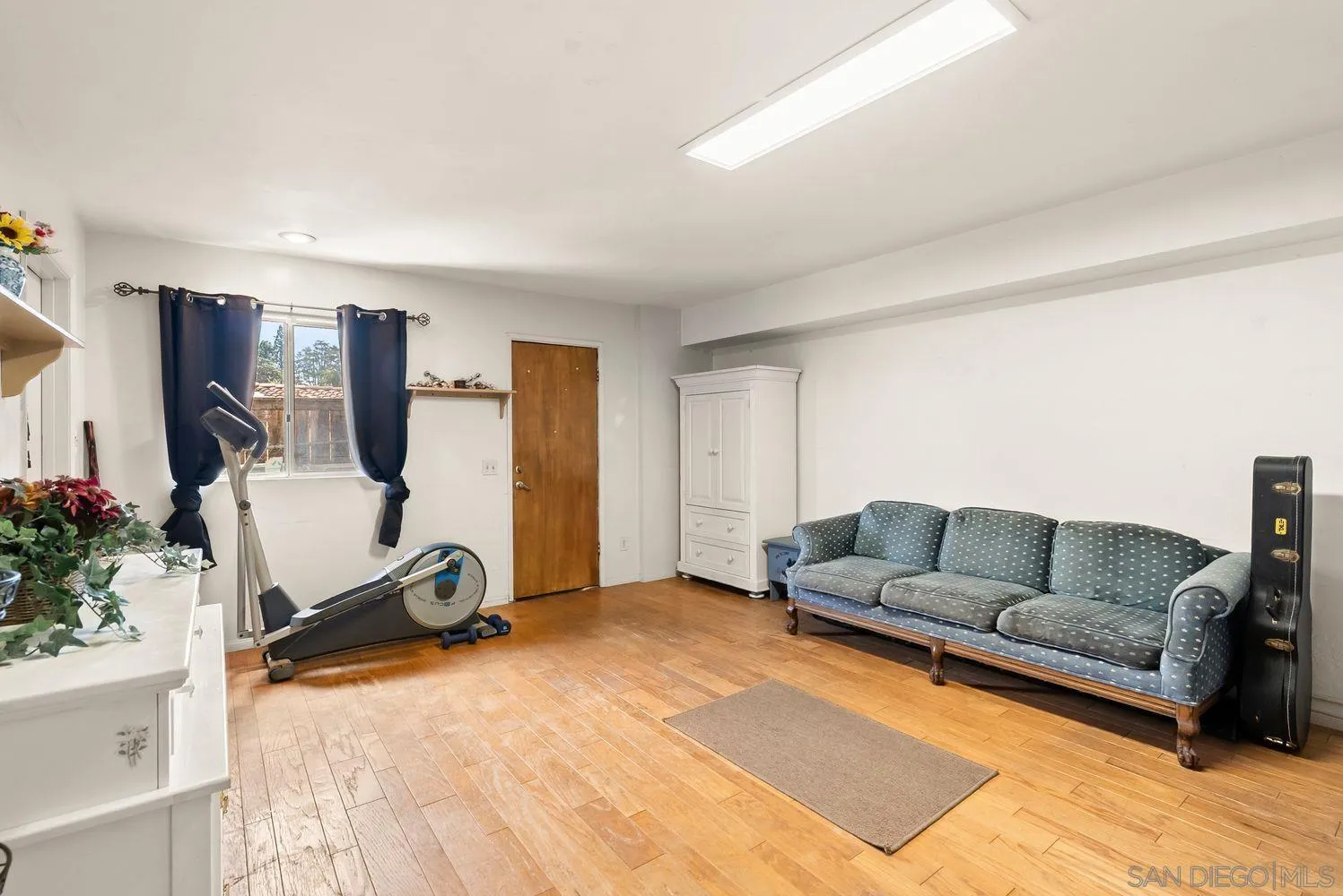 https://cdn.realtyfeed.com/cdn/127/260008078/dc32571ccf7138983d2216f8649673a7.webp