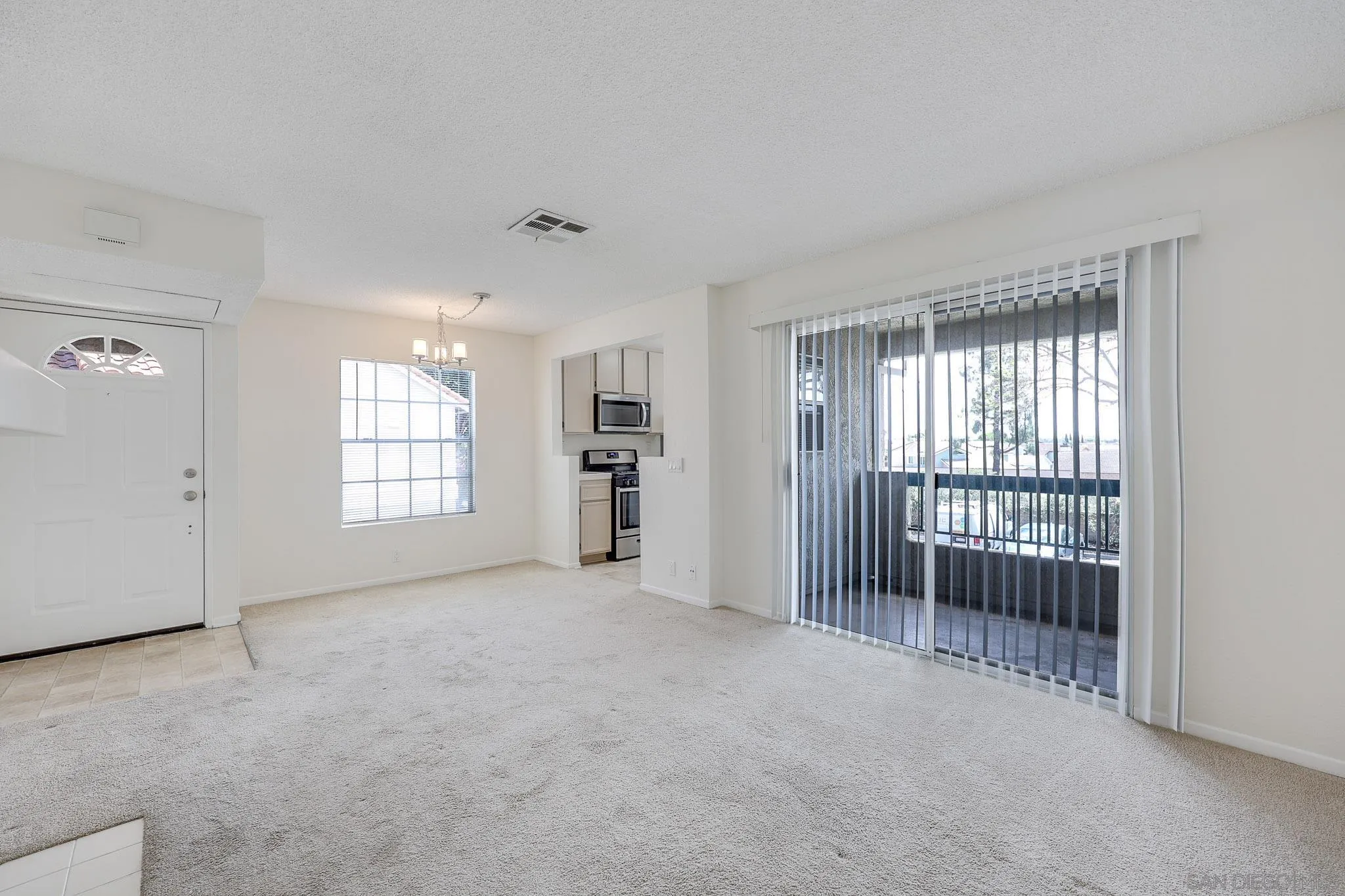 https://cdn.realtyfeed.com/cdn/127/260008081/5c721fb0400525d9a256c53b23da4281.webp