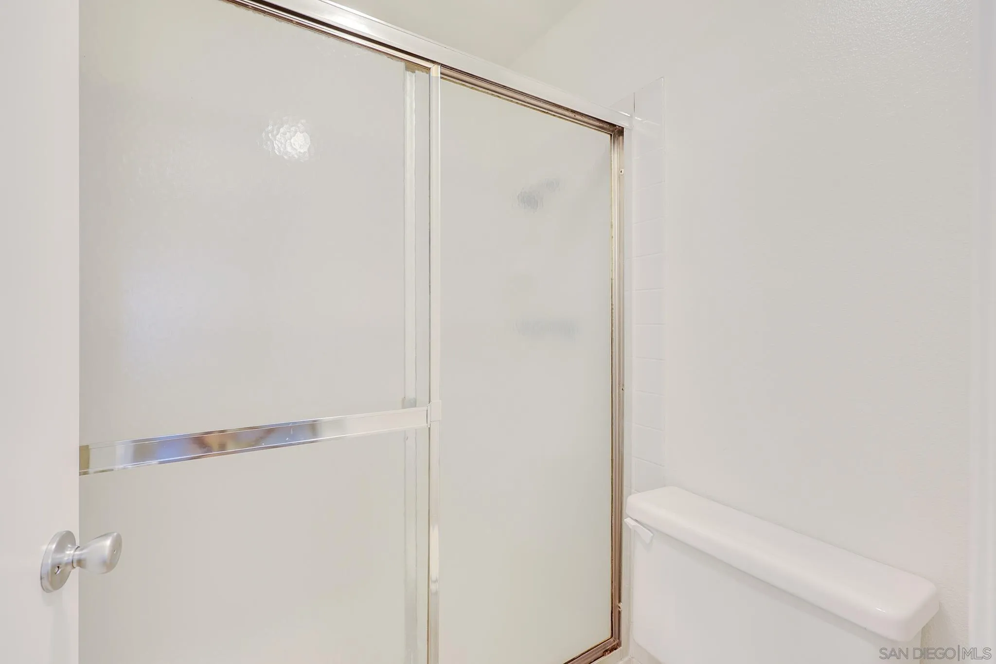 https://cdn.realtyfeed.com/cdn/127/260008081/fb8b4b8ccfd6771d478a0476b4fb8c21.webp