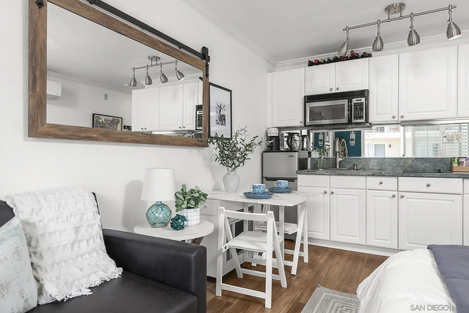 Photo #9: 260008085 Listing: Photo #9