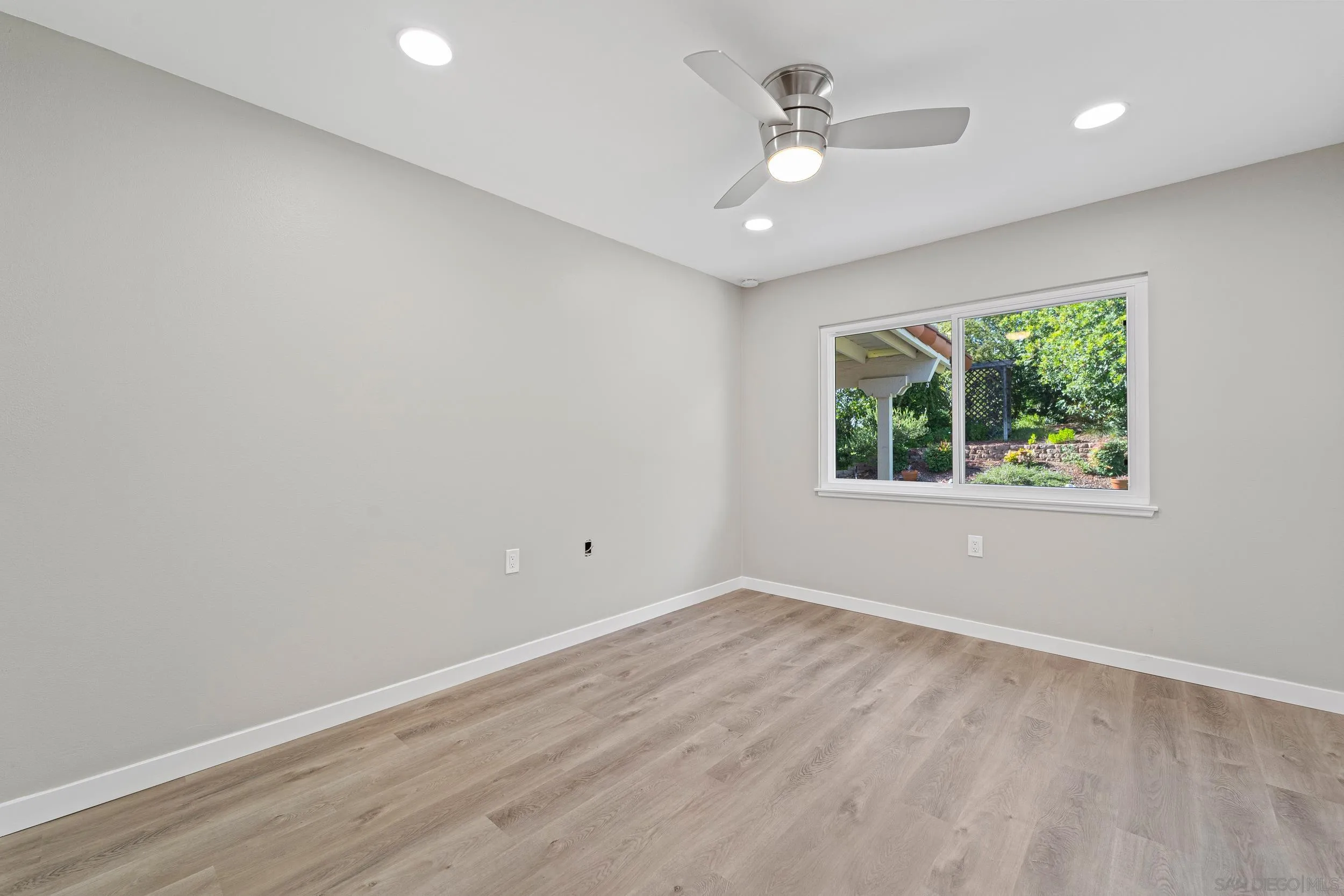 https://cdn.realtyfeed.com/cdn/127/260008087/e1d1609705a7a12255a73171d3f38d3e.webp