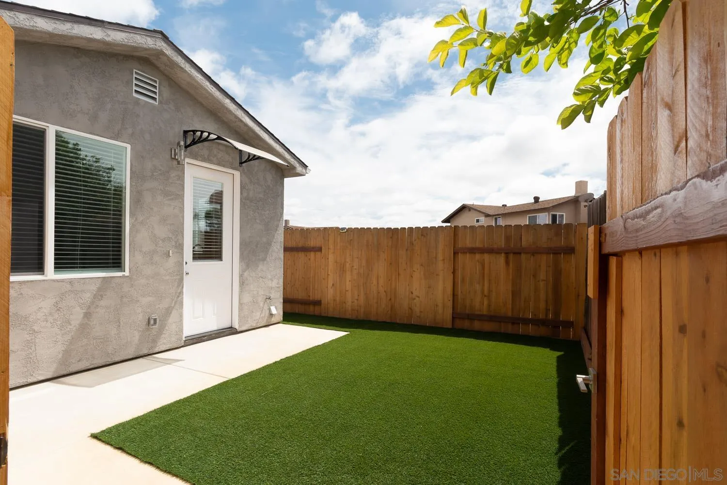 2077 Grove Ave, San Diego, CA, 92154