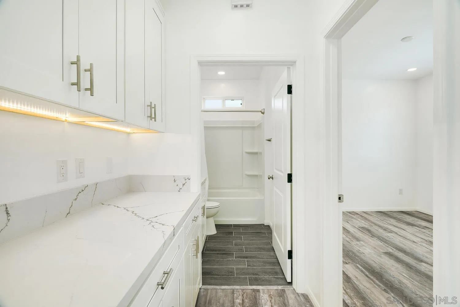 2077 Grove Ave, San Diego, CA, 92154