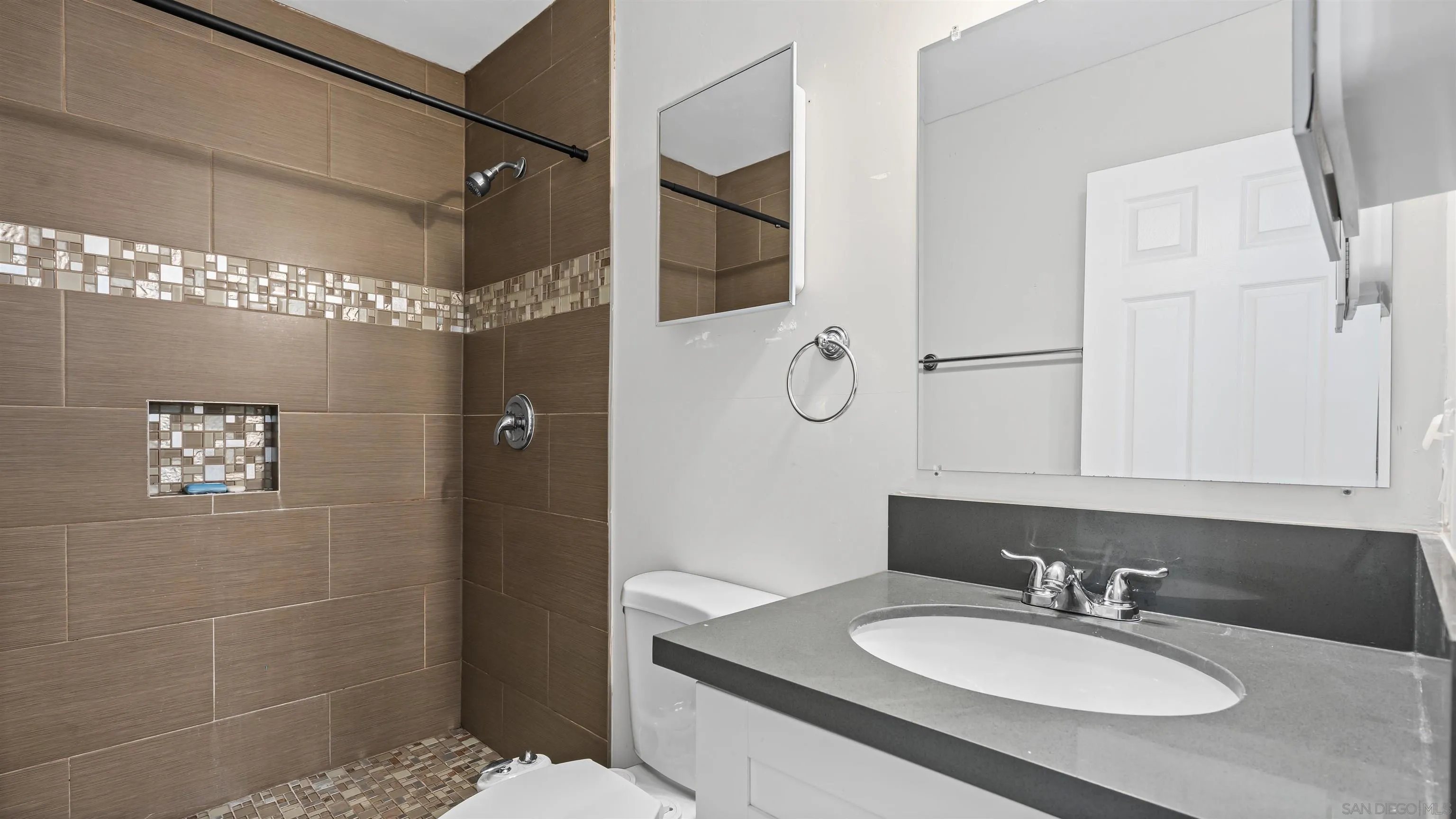 https://cdn.realtyfeed.com/cdn/127/260008093/1d10af13fab7c649d19b9404fdb2f29b.webp