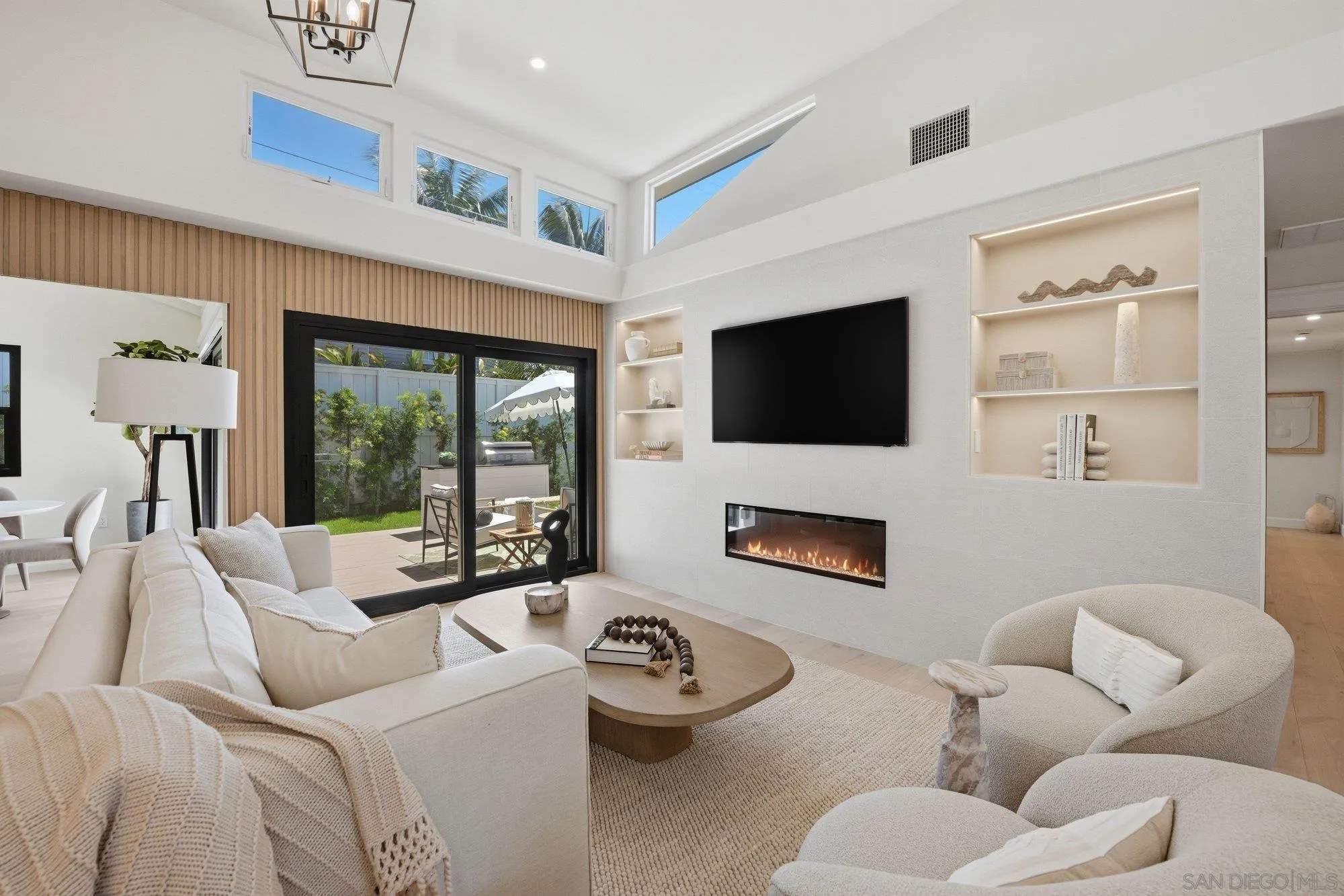 https://cdn.realtyfeed.com/cdn/127/260008097/d5413d8c69f74ca9c9adc683aed003d3.webp
