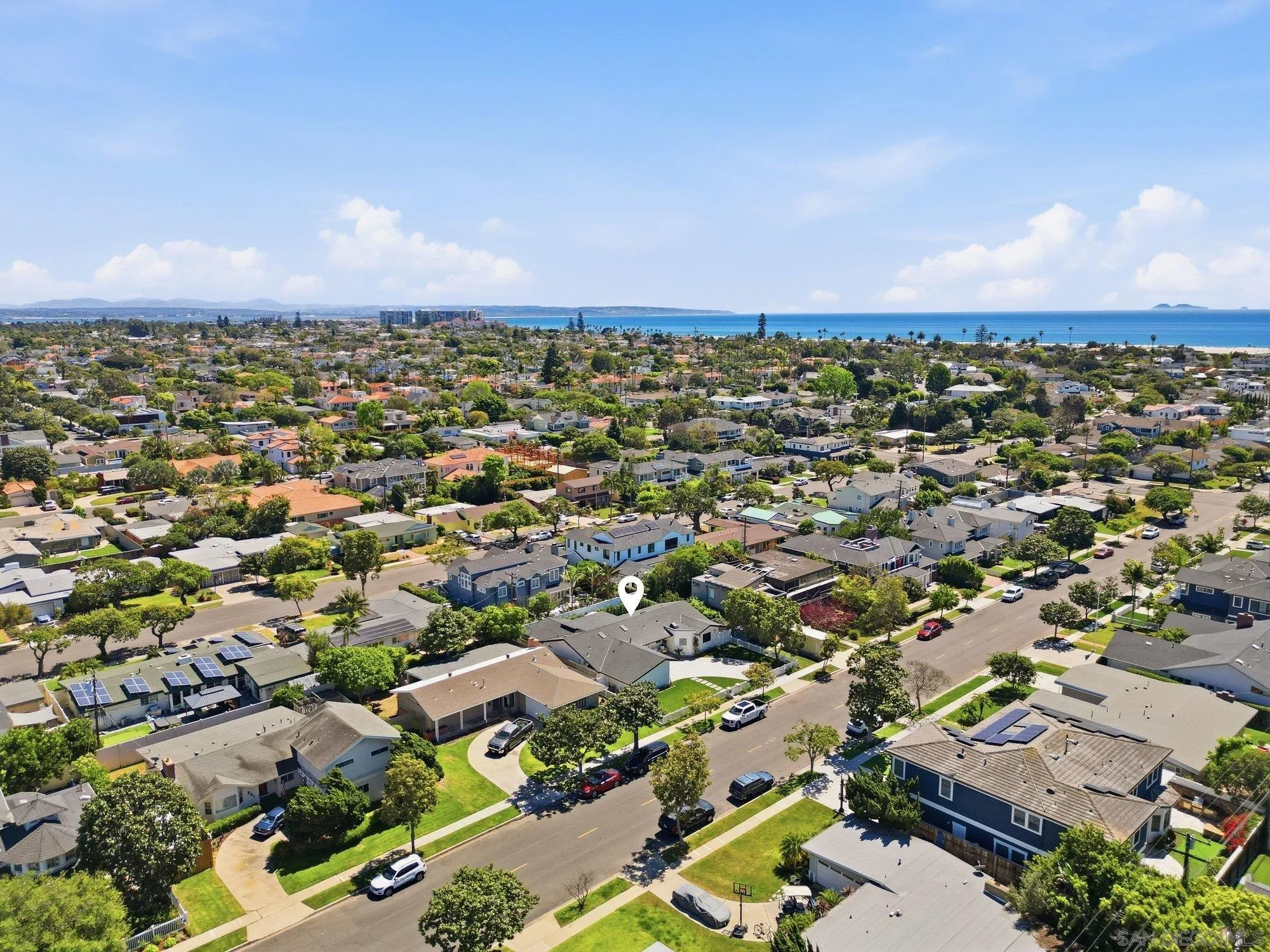 https://cdn.realtyfeed.com/cdn/127/260008097/fb7c15f17947f17bfac35703eb620d7a.webp