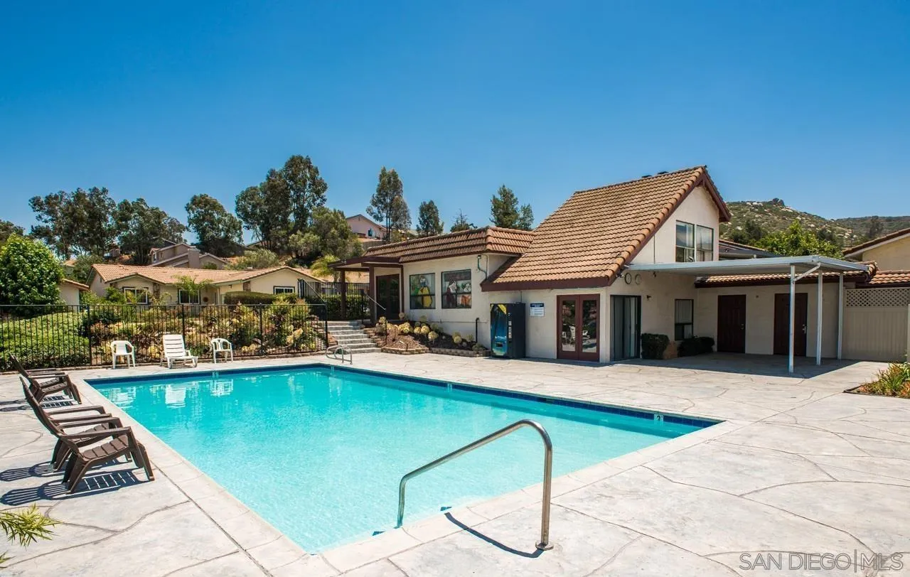 https://cdn.realtyfeed.com/cdn/127/260008098/3a7411605416957b4e41c042b6a913b5.webp
