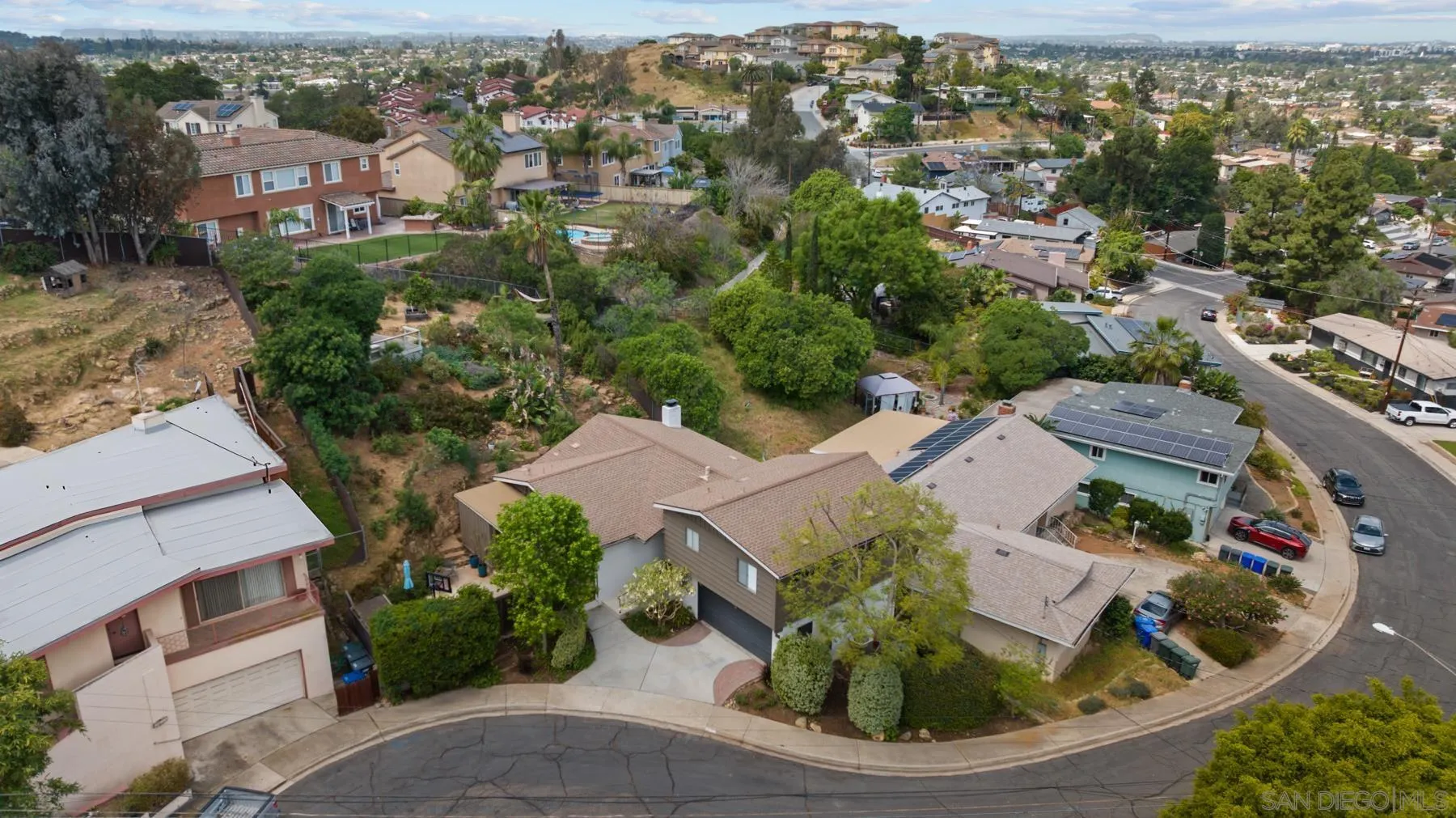 https://cdn.realtyfeed.com/cdn/127/260008101/4b9044ad3dfc51bdd5847e7b52be7c7b.webp