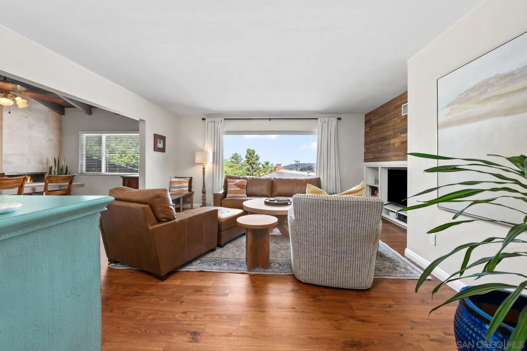 https://cdn.realtyfeed.com/cdn/127/260008101/60eede3e93a97660bea825e1a733ab05.webp