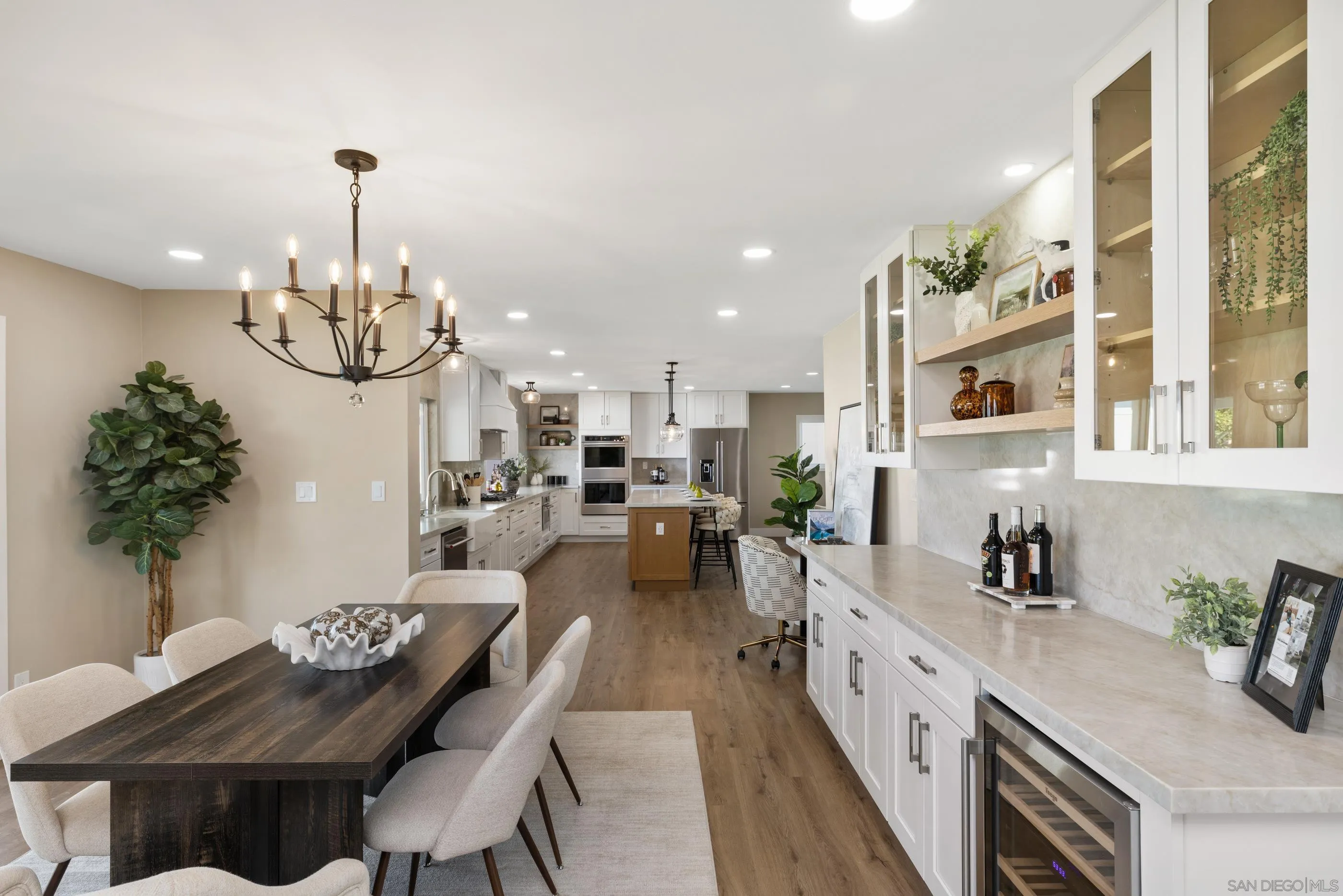 https://cdn.realtyfeed.com/cdn/127/260008104/31f151065ea0d2469f35e2dd996f7bc9.webp