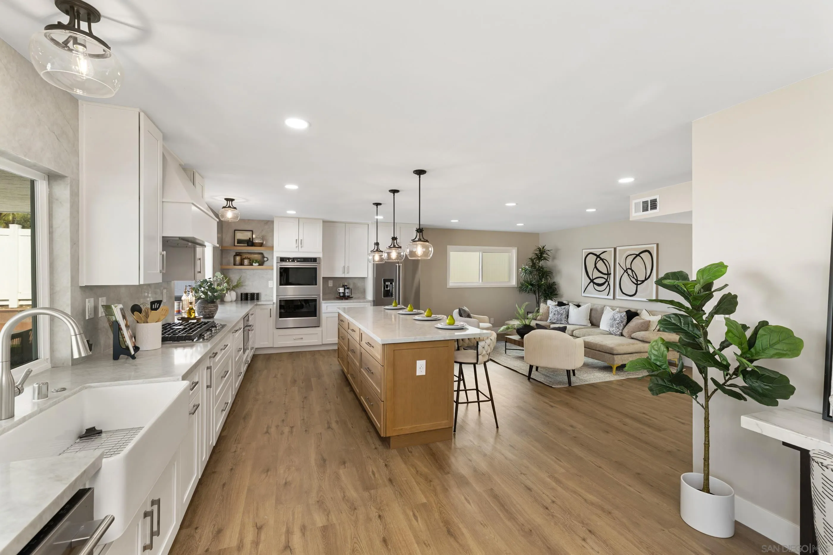 https://cdn.realtyfeed.com/cdn/127/260008104/6f9ae0c95fd3d2f54b129267a00ef4fd.webp
