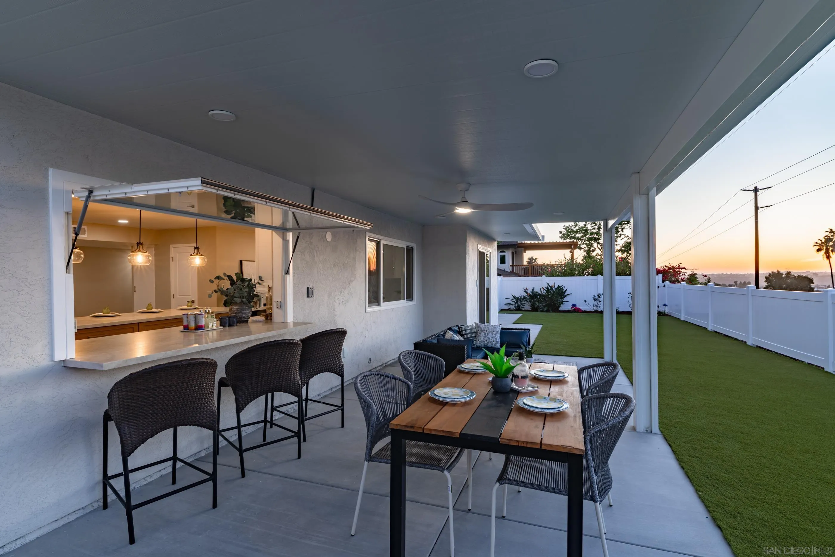 https://cdn.realtyfeed.com/cdn/127/260008104/aca9da4b70ab4a470ee58c41334da666.webp
