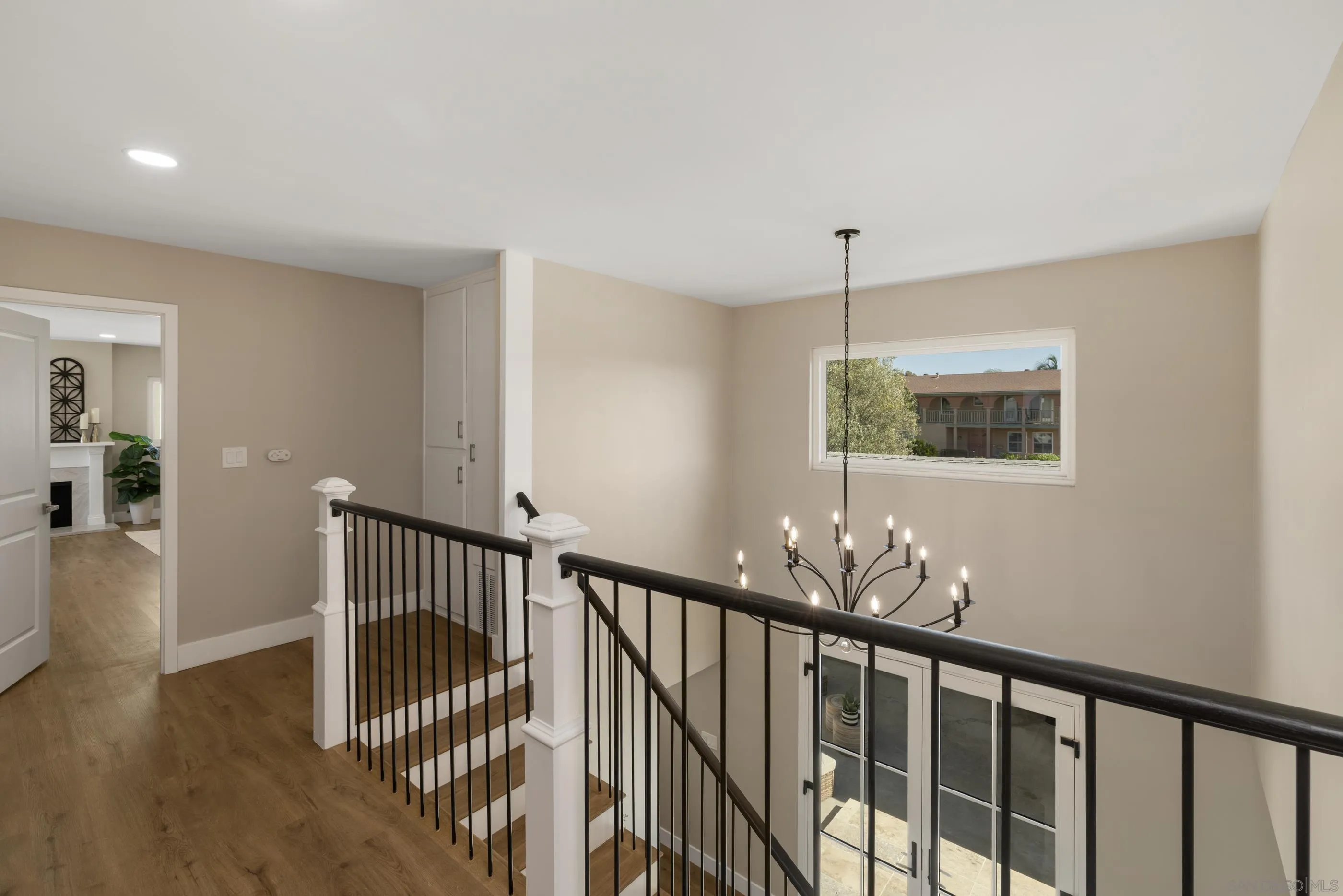 https://cdn.realtyfeed.com/cdn/127/260008104/f99bd37d92f13439a038439ce2a04e98.webp