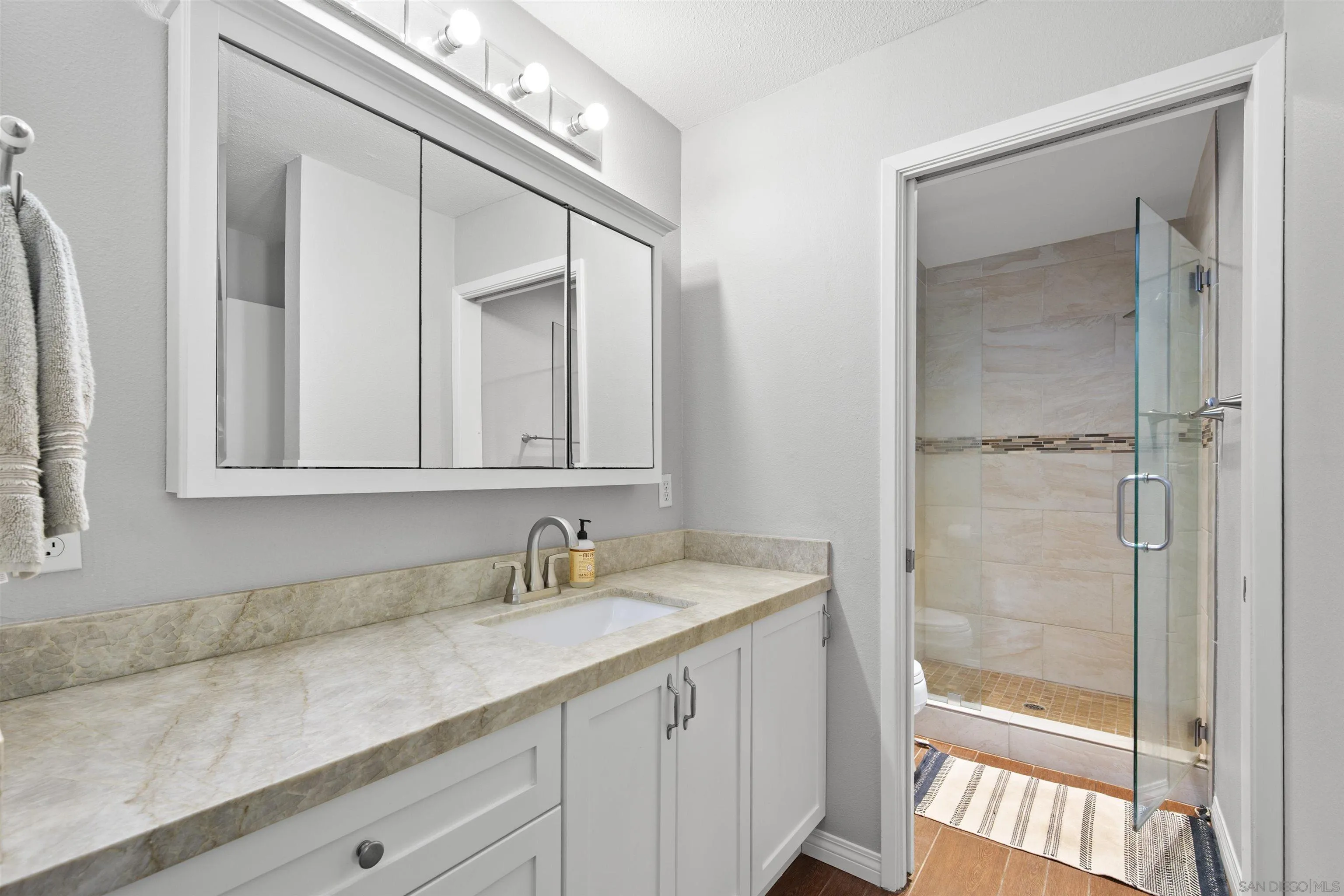 Photo #33: 260008107 Listing: Photo #33