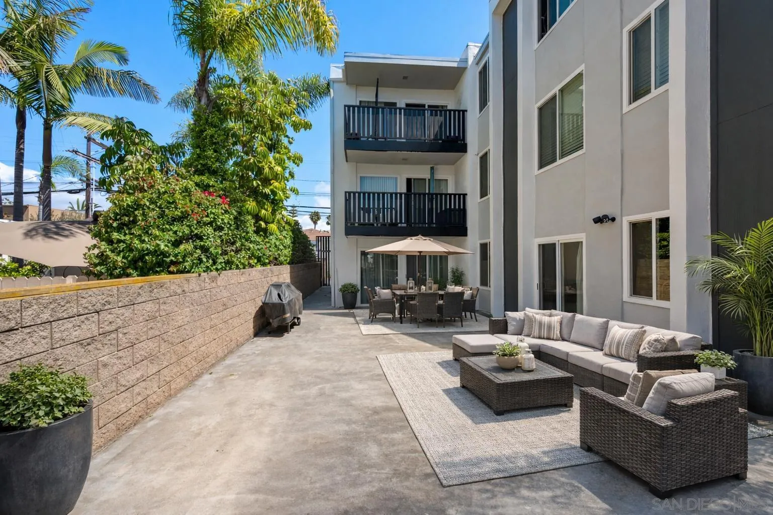 https://cdn.realtyfeed.com/cdn/127/260008107/54ead9125c5d9344662f8de9dc8b0f04.webp