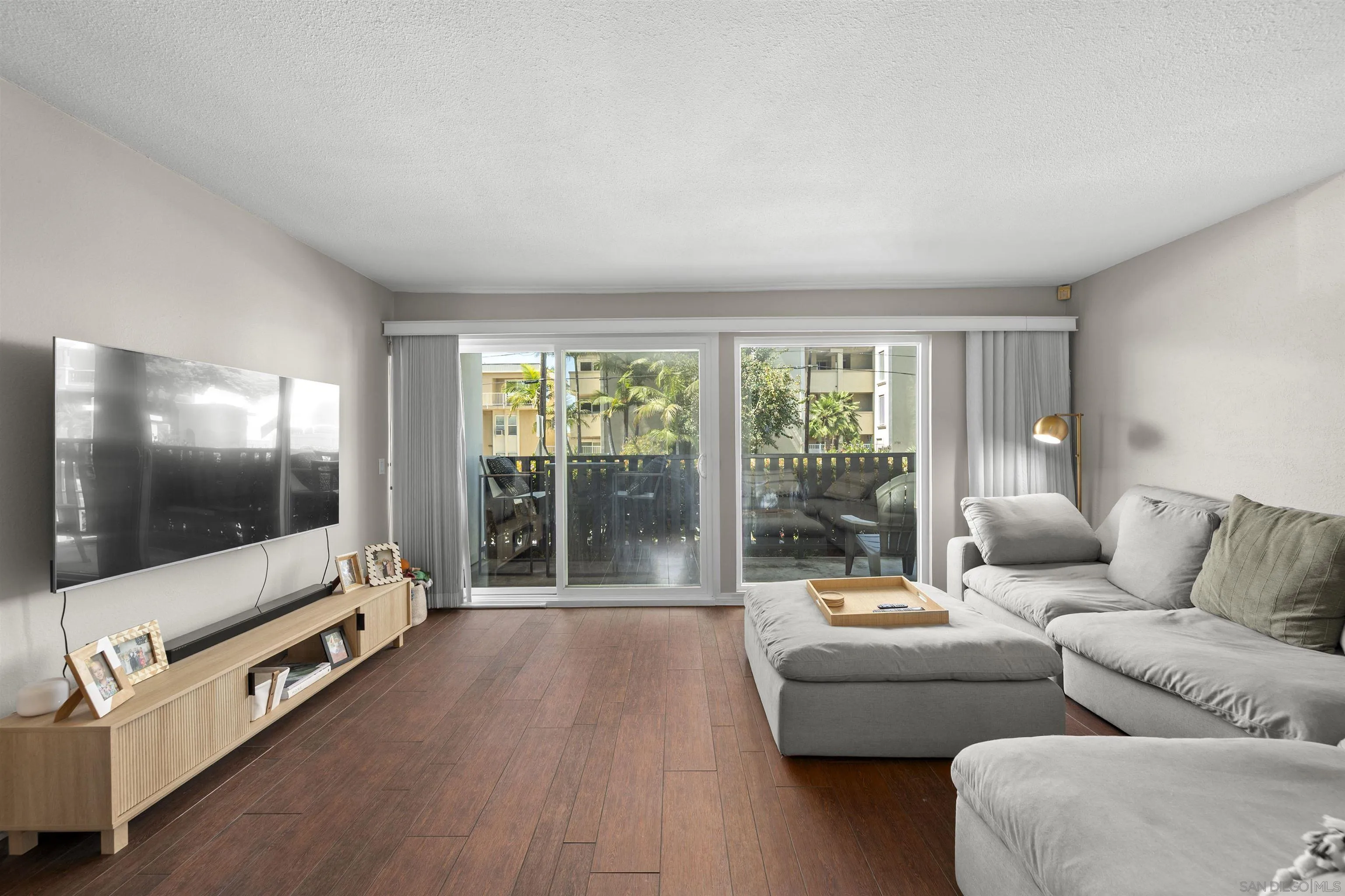 Photo #9: 260008107 Listing: Photo #9