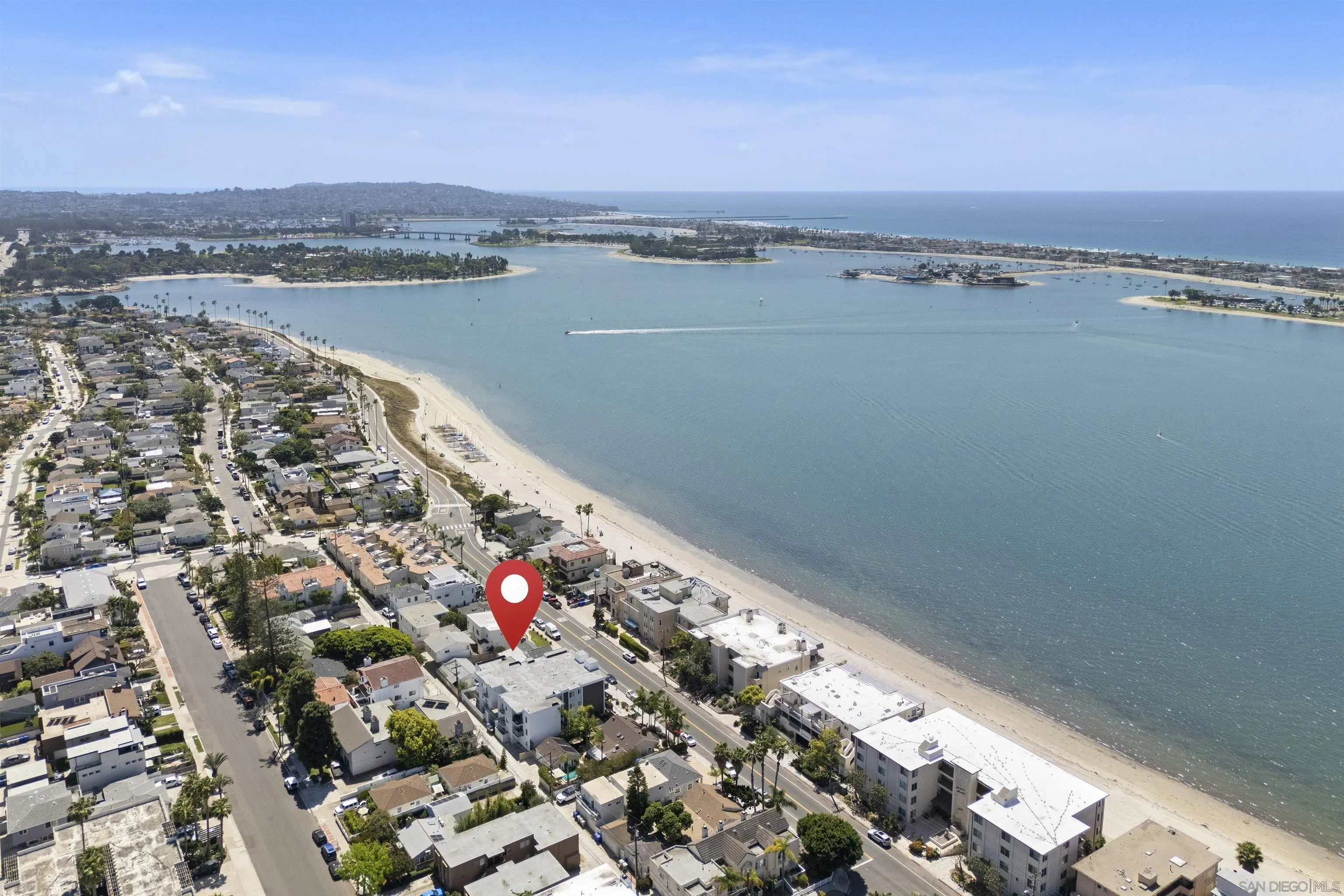 https://cdn.realtyfeed.com/cdn/127/260008107/6e77f5dd95b9bb65ae3169bf561c0884.webp