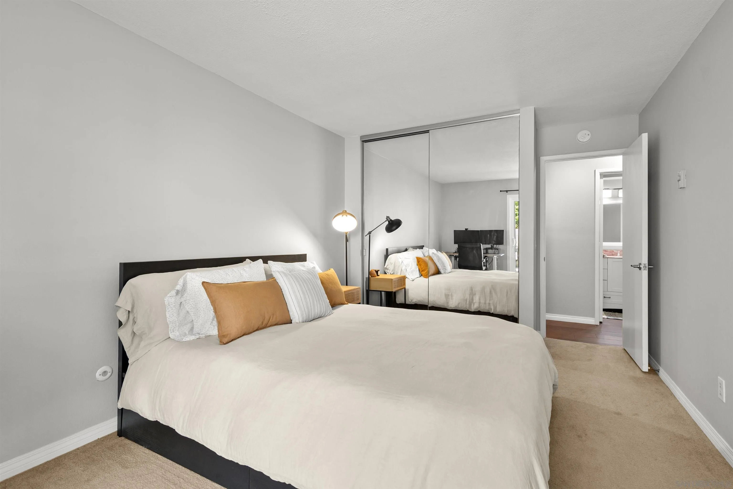 https://cdn.realtyfeed.com/cdn/127/260008107/a59028515e78c263135ddb6d78e10ac5.webp