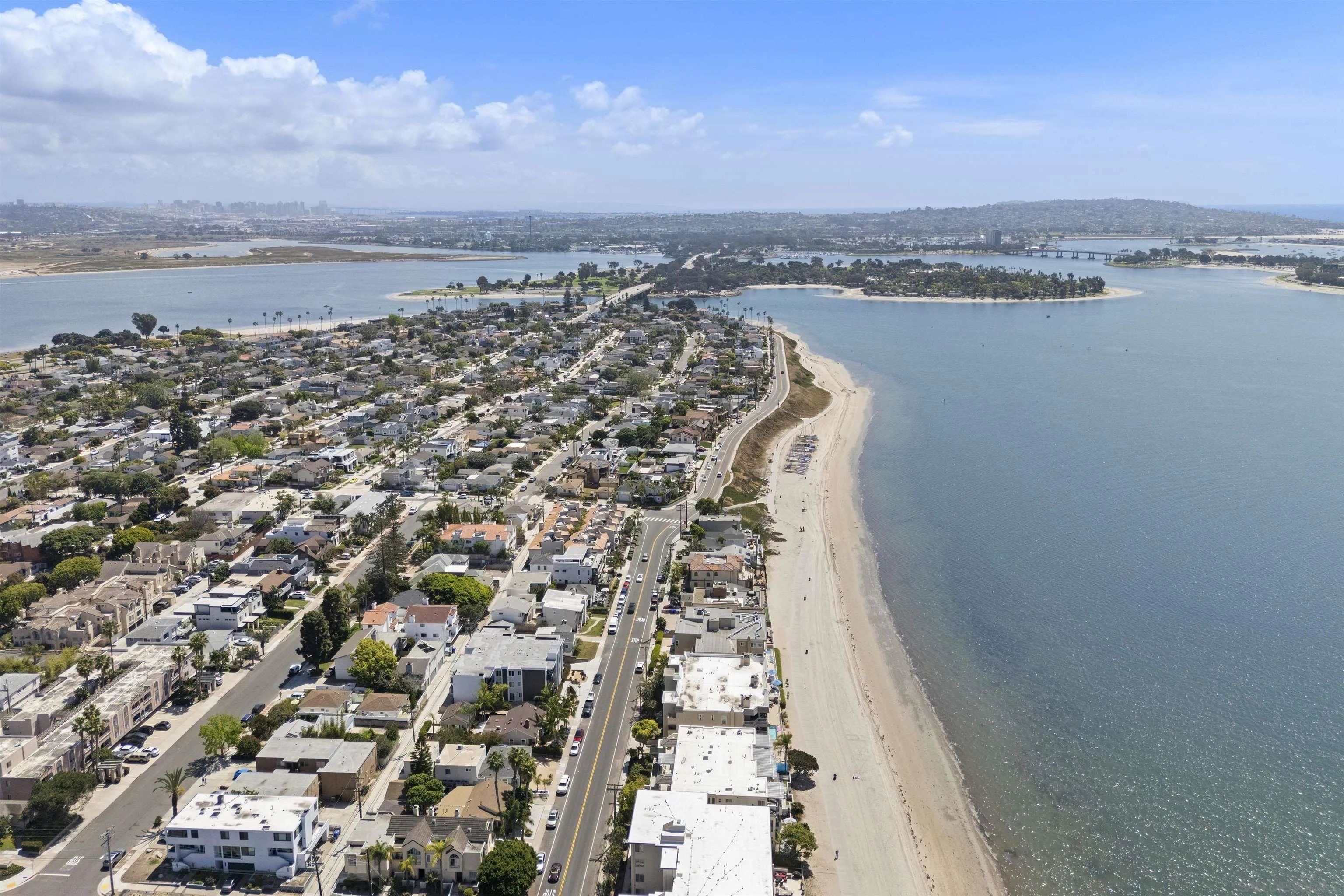 https://cdn.realtyfeed.com/cdn/127/260008107/e8175804f95ab2784f3a49679c587b58.webp