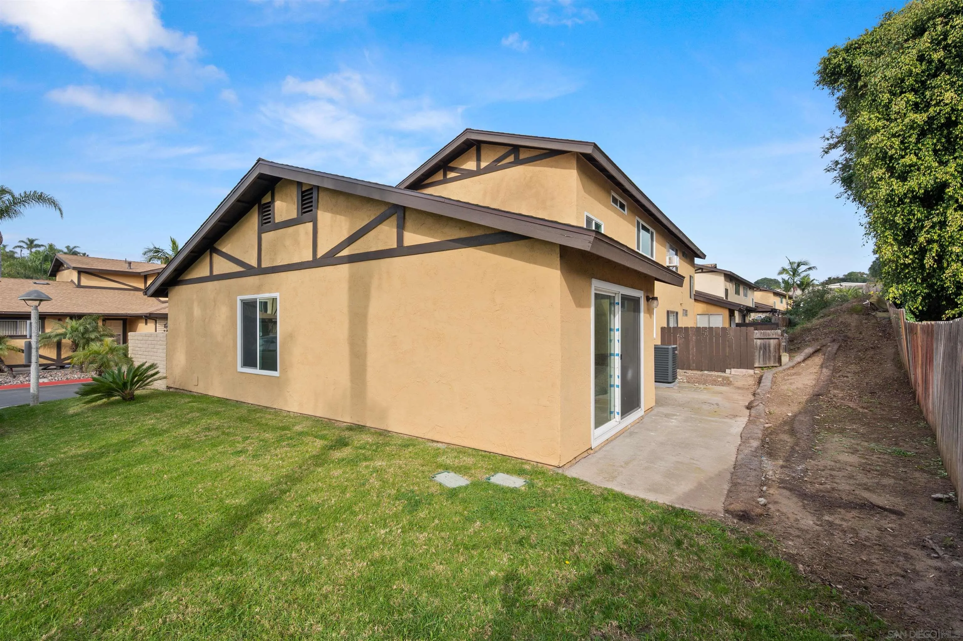 Photo #33: 260008108 Listing: Photo #33