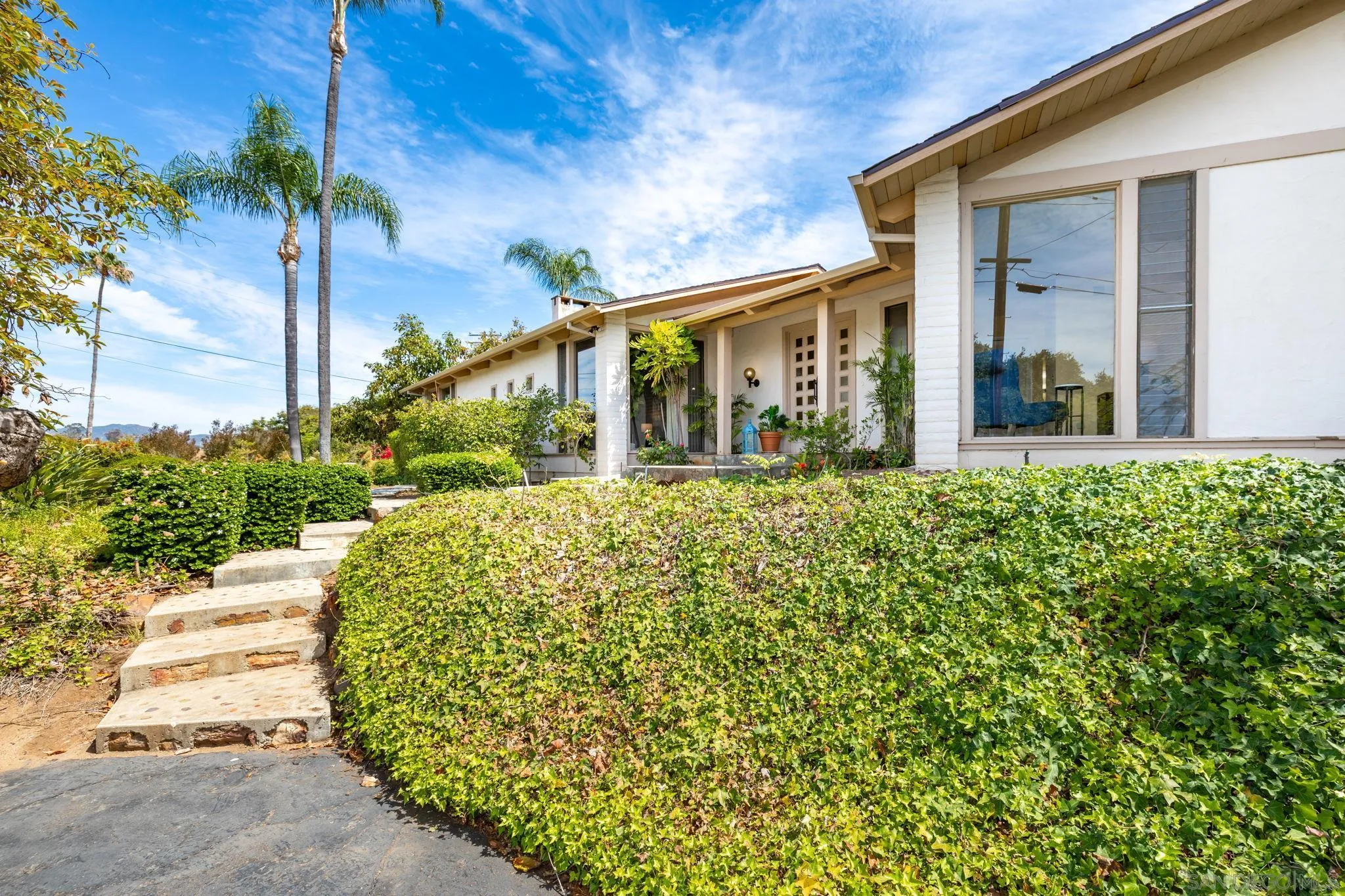 https://cdn.realtyfeed.com/cdn/127/260008109/08d6e807fcbab58d0f4044822c498587.webp