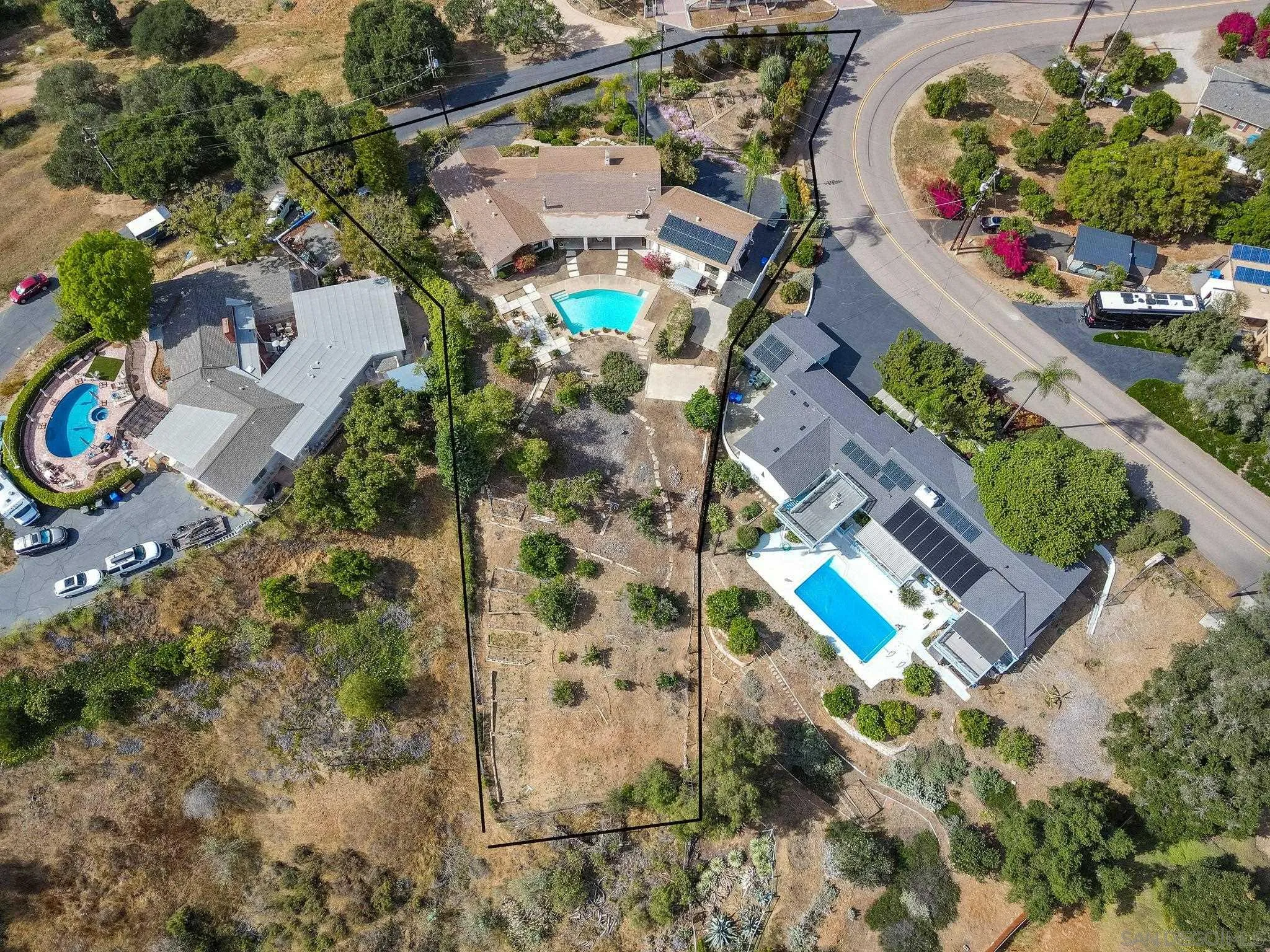 https://cdn.realtyfeed.com/cdn/127/260008109/4e6259a555252b200b56fd3a96e0cf18.webp