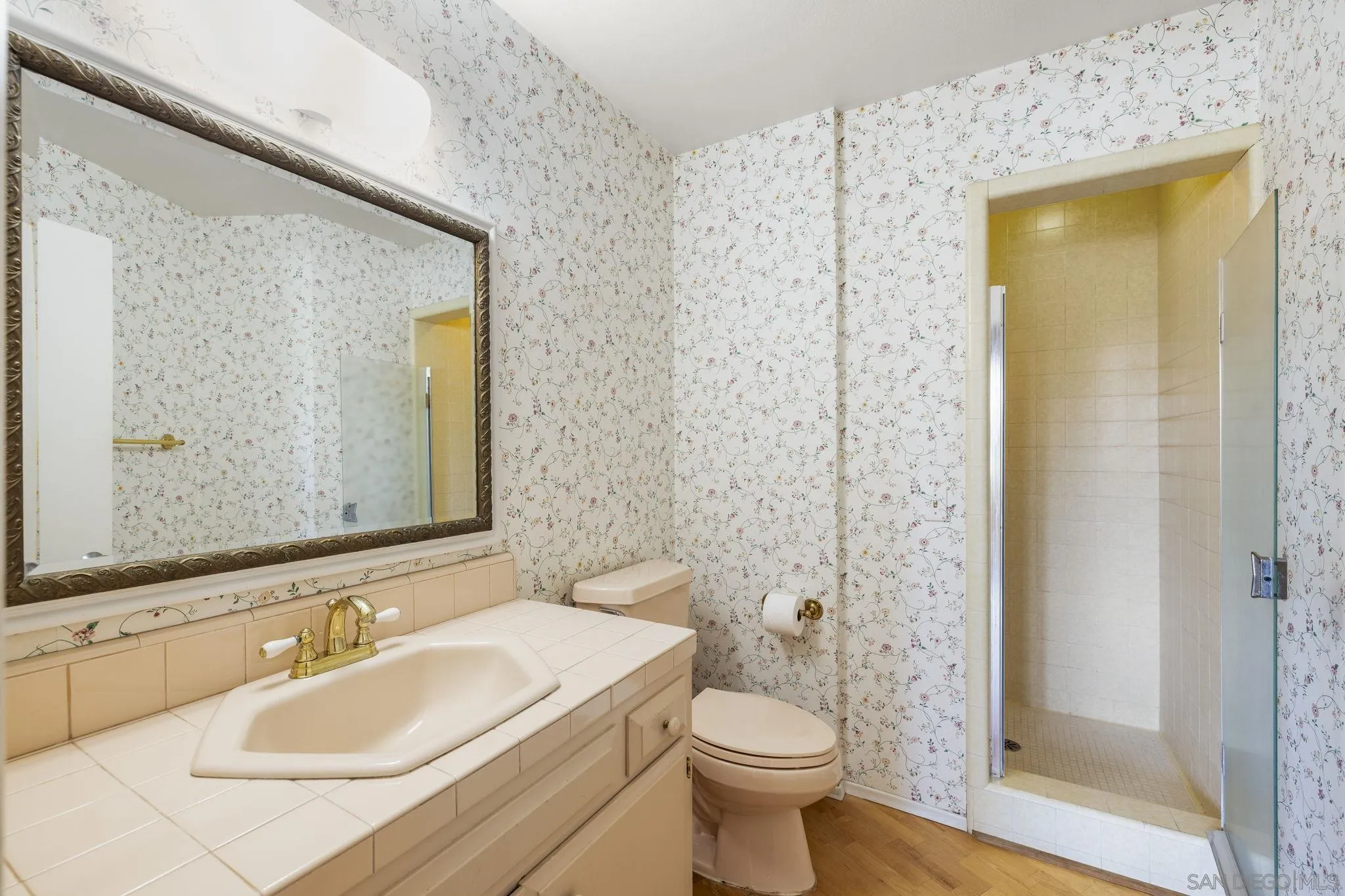 https://cdn.realtyfeed.com/cdn/127/260008109/b2572527e5408cbc80eb4a837a63334c.webp