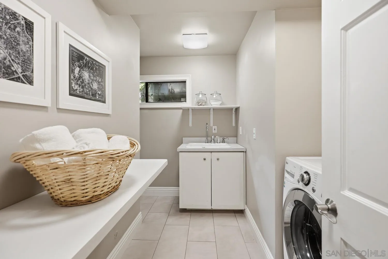 https://cdn.realtyfeed.com/cdn/127/260008111/7969d9c53fb652e96518d104fa7429ef.webp