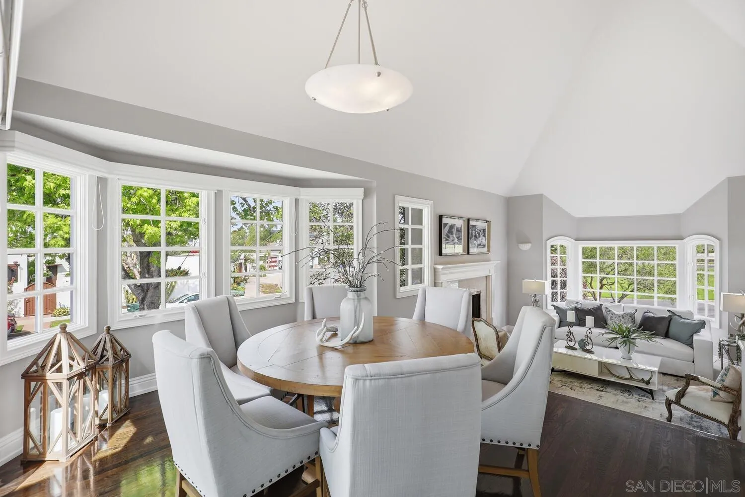 https://cdn.realtyfeed.com/cdn/127/260008111/dc8c524ed5e599c284a919d592773463.webp