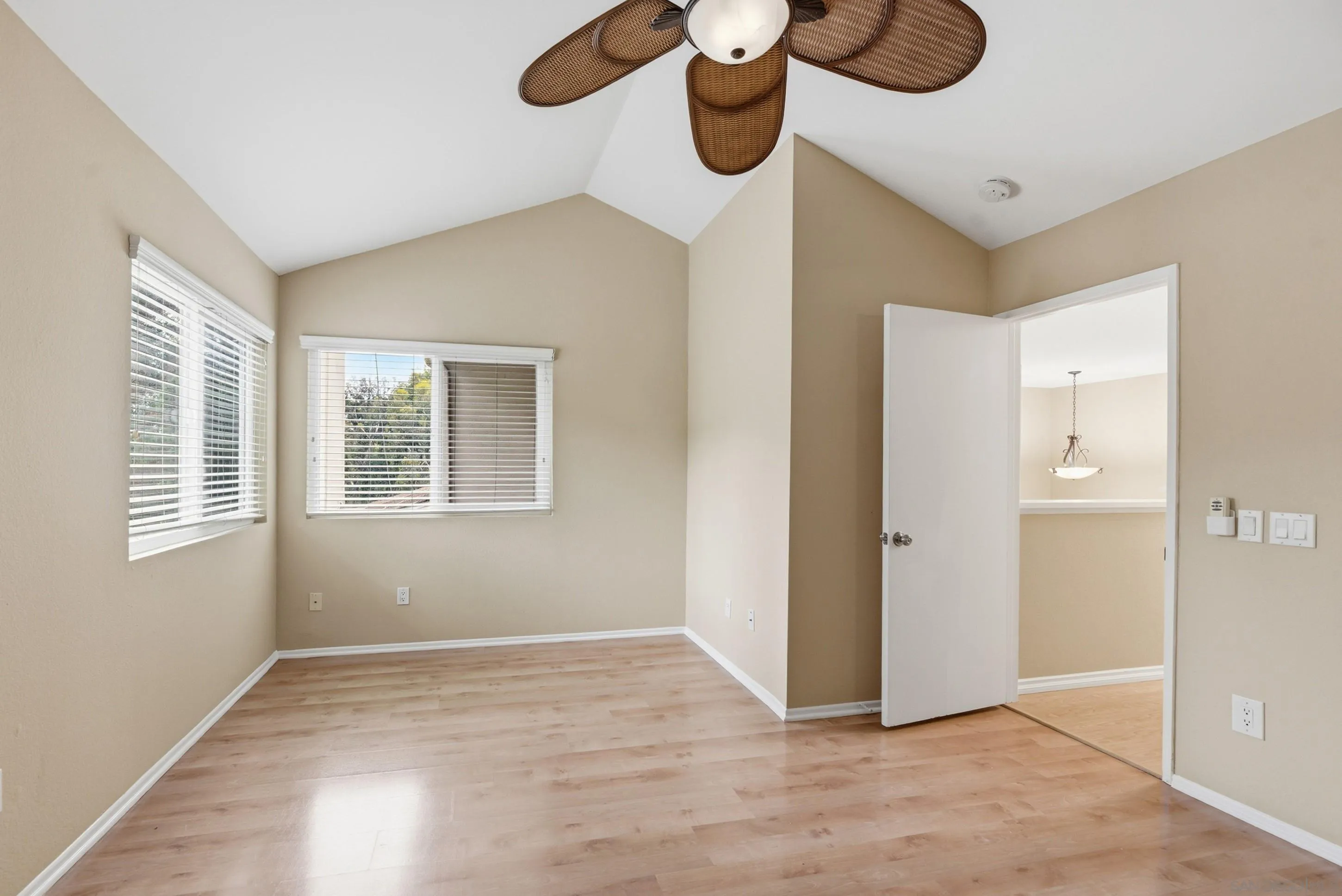 Photo #19: 260008117 Listing: Photo #19