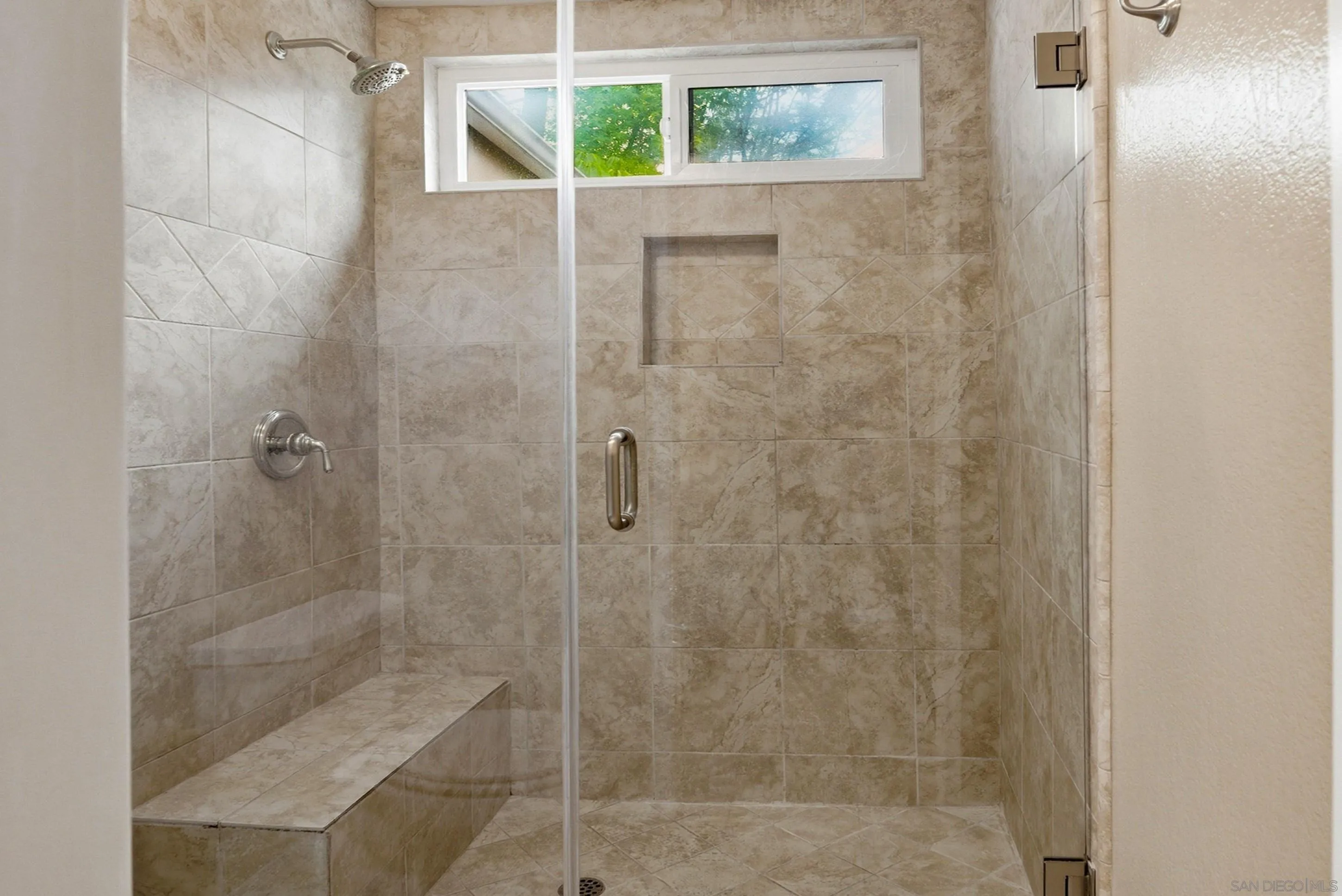 Photo #22: 260008117 Listing: Photo #22