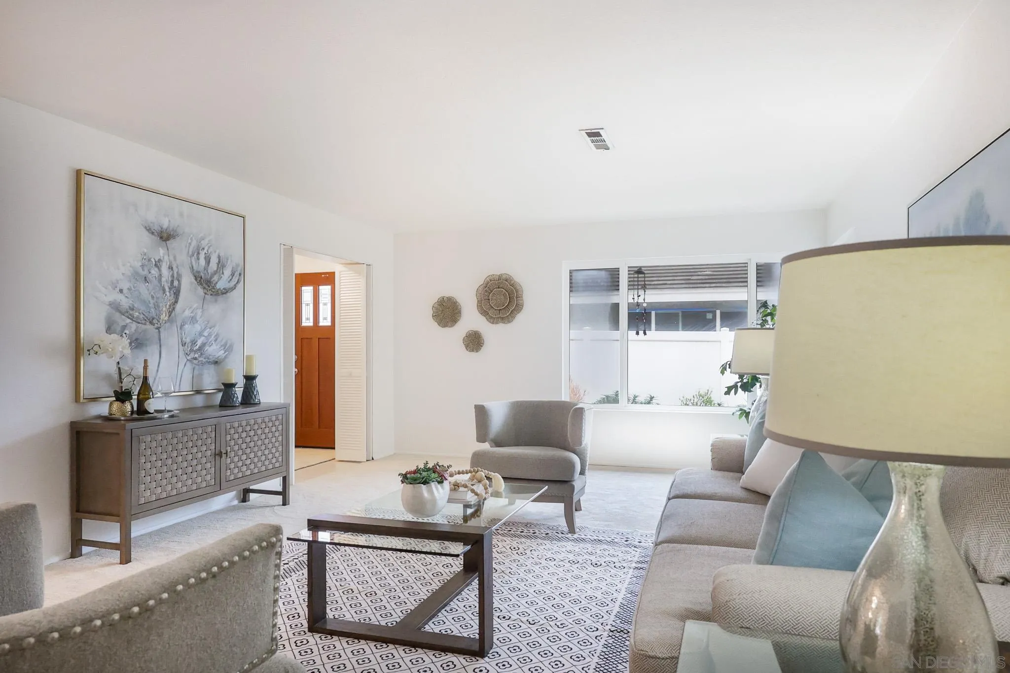 https://cdn.realtyfeed.com/cdn/127/260008118/17c099496f6a2d01ae7c0106d89b262d.webp