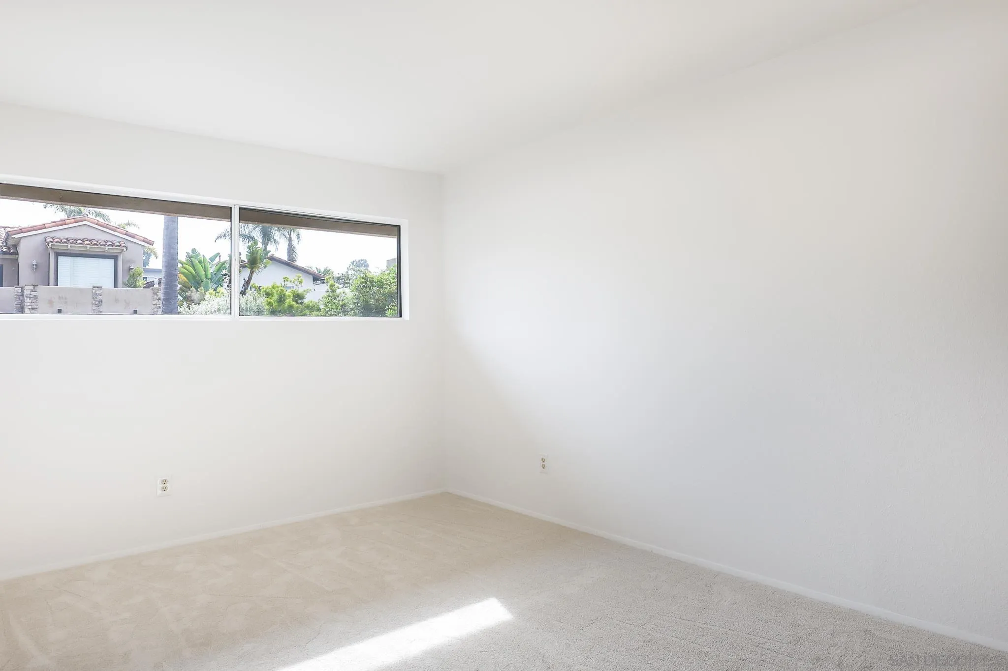 https://cdn.realtyfeed.com/cdn/127/260008118/66bf34b0f484f5515340392ffca61e05.webp